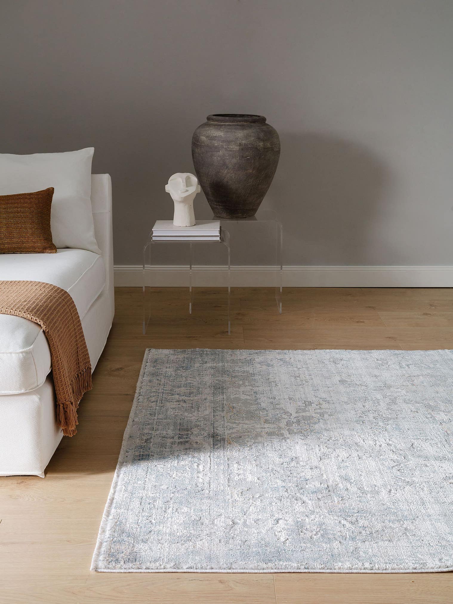 Rug made of 100% Polyester in Beige with a 6 - 10 mm high pile by benuta Nest