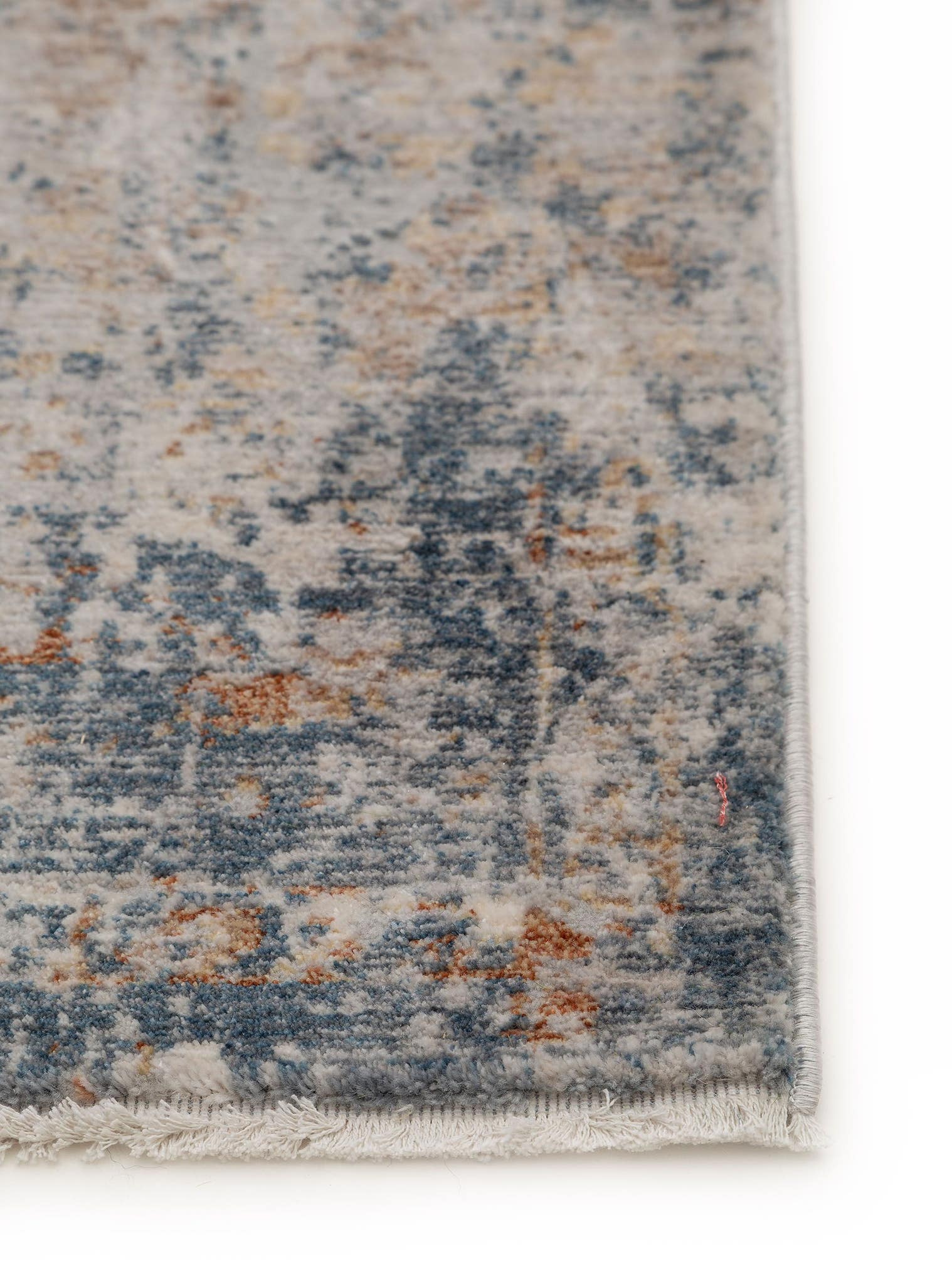 Matta av 100% Polyester i Beige med 6 - 10 mm hög lugg från benuta Nest