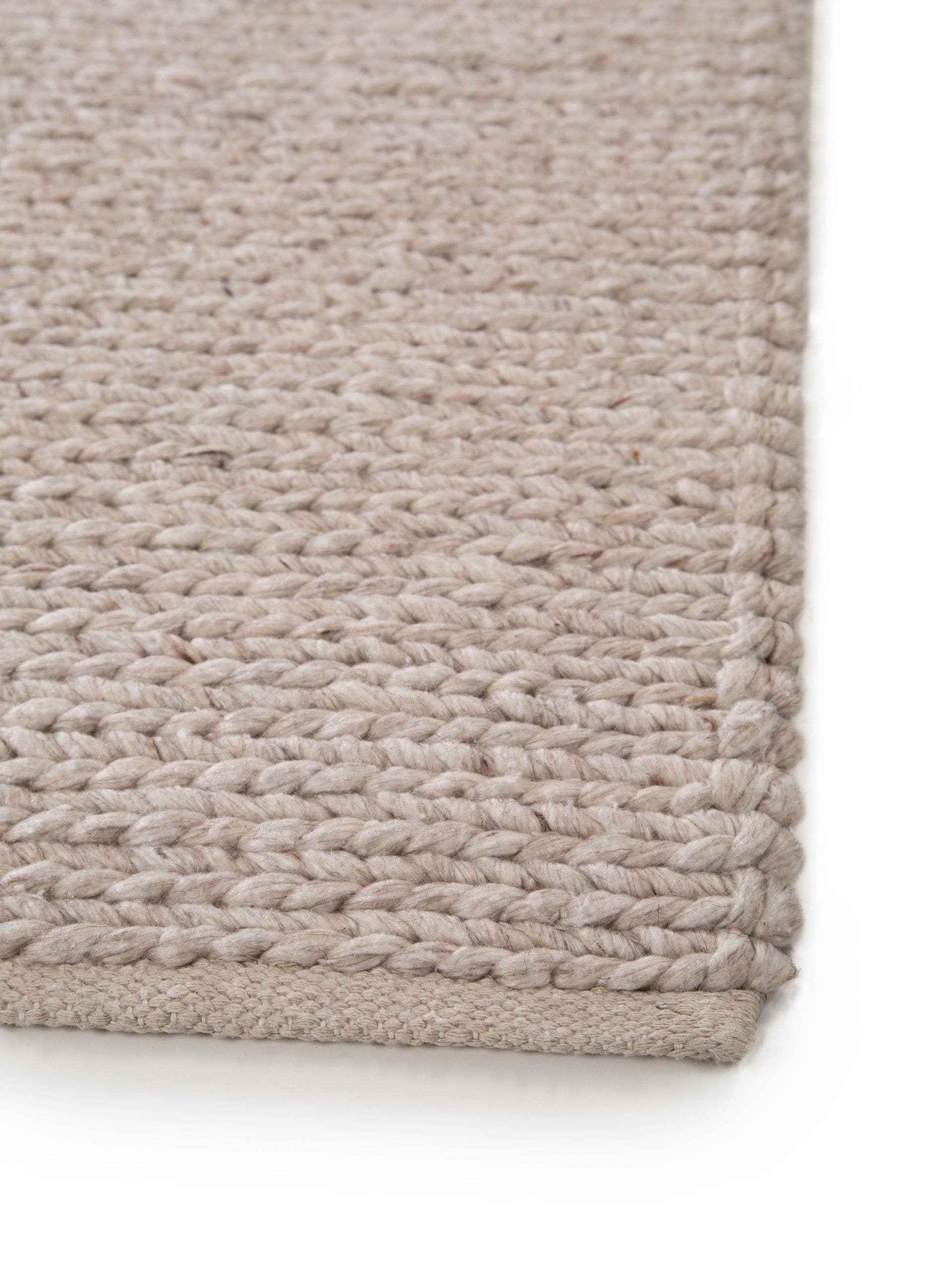 Teppe av 60 % ull, 40 % polyester i Grå med opptil 5 mm høy lugg fra benuta Pure