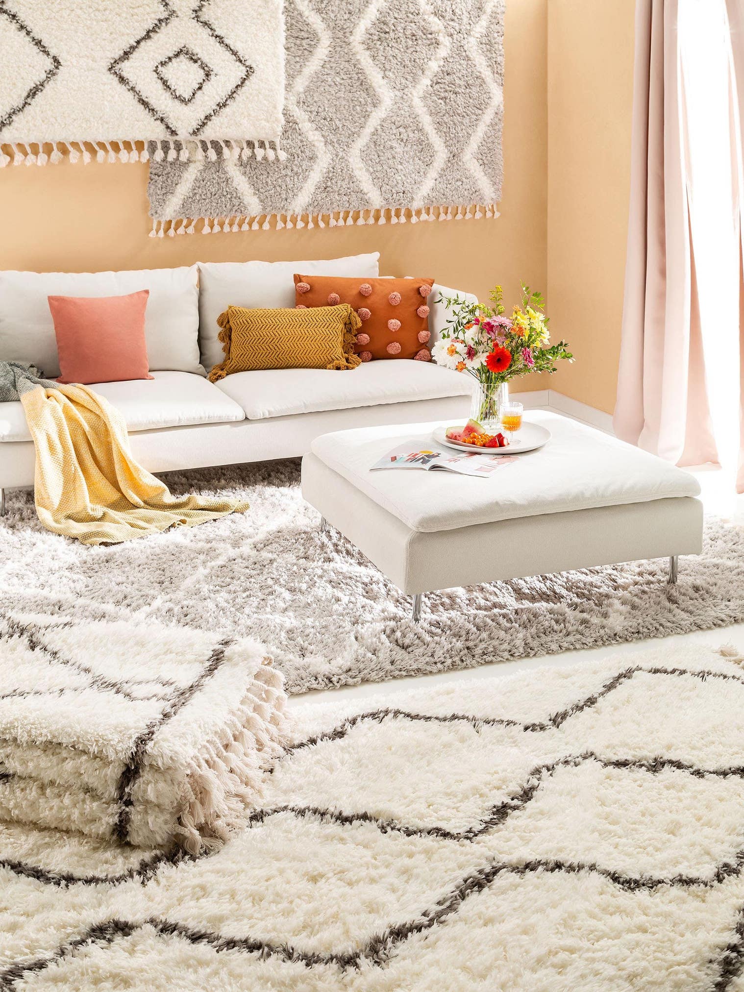 Tapis en 100% Polyester en Beige avec une pile de 41 - 50 mm de hauteur de benuta Pop