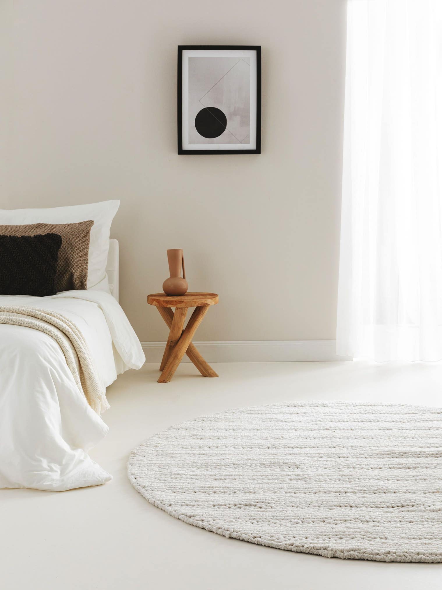 Tæppe af 70% Uld, 30% Polyester i Beige med 1- 5 mm høj luv fra benuta Pure