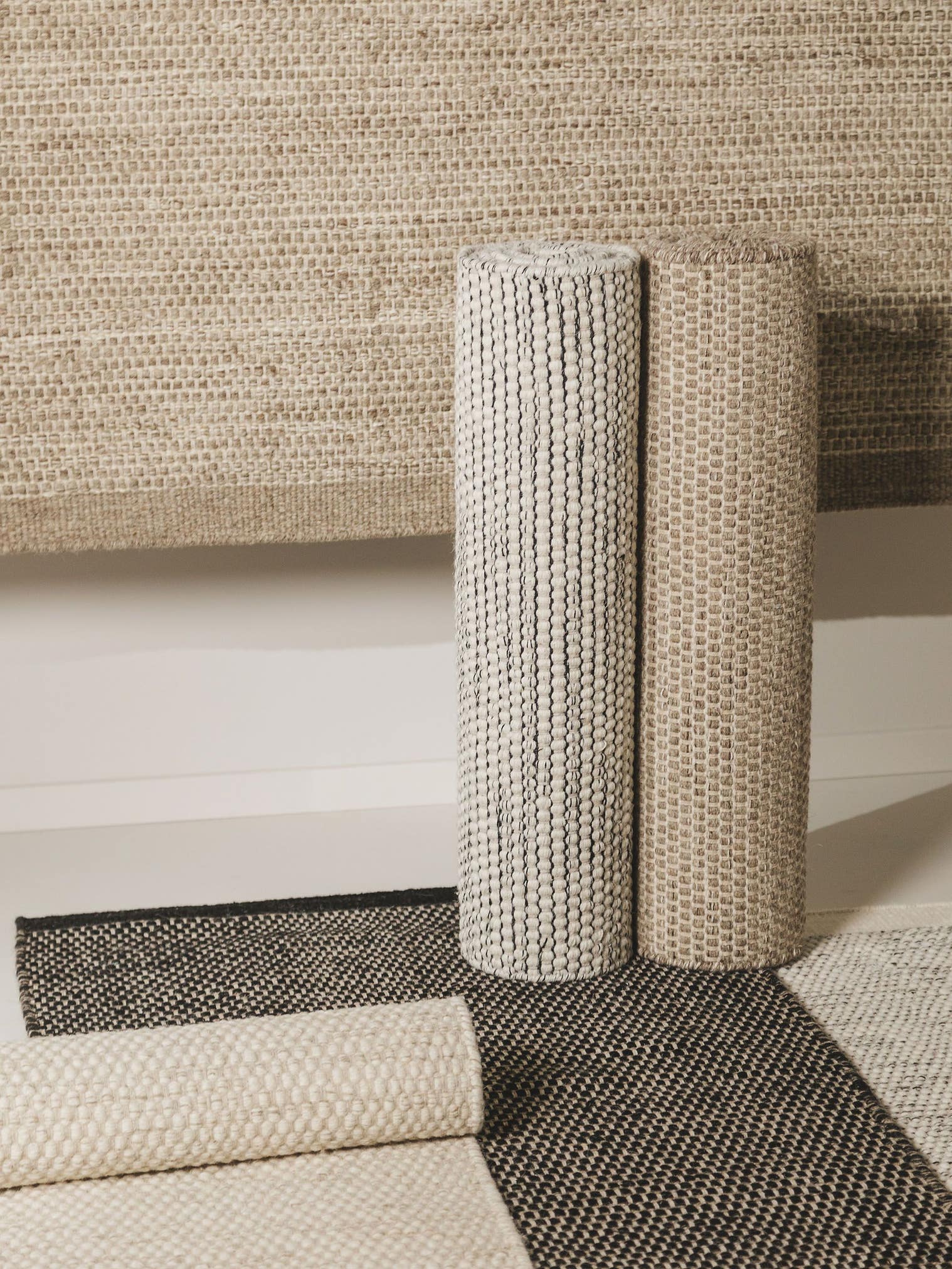 Teppich aus 80% Wolle, 20% Baumwolle in Beige mit bis 5 mm hohem Flor von benuta Pure