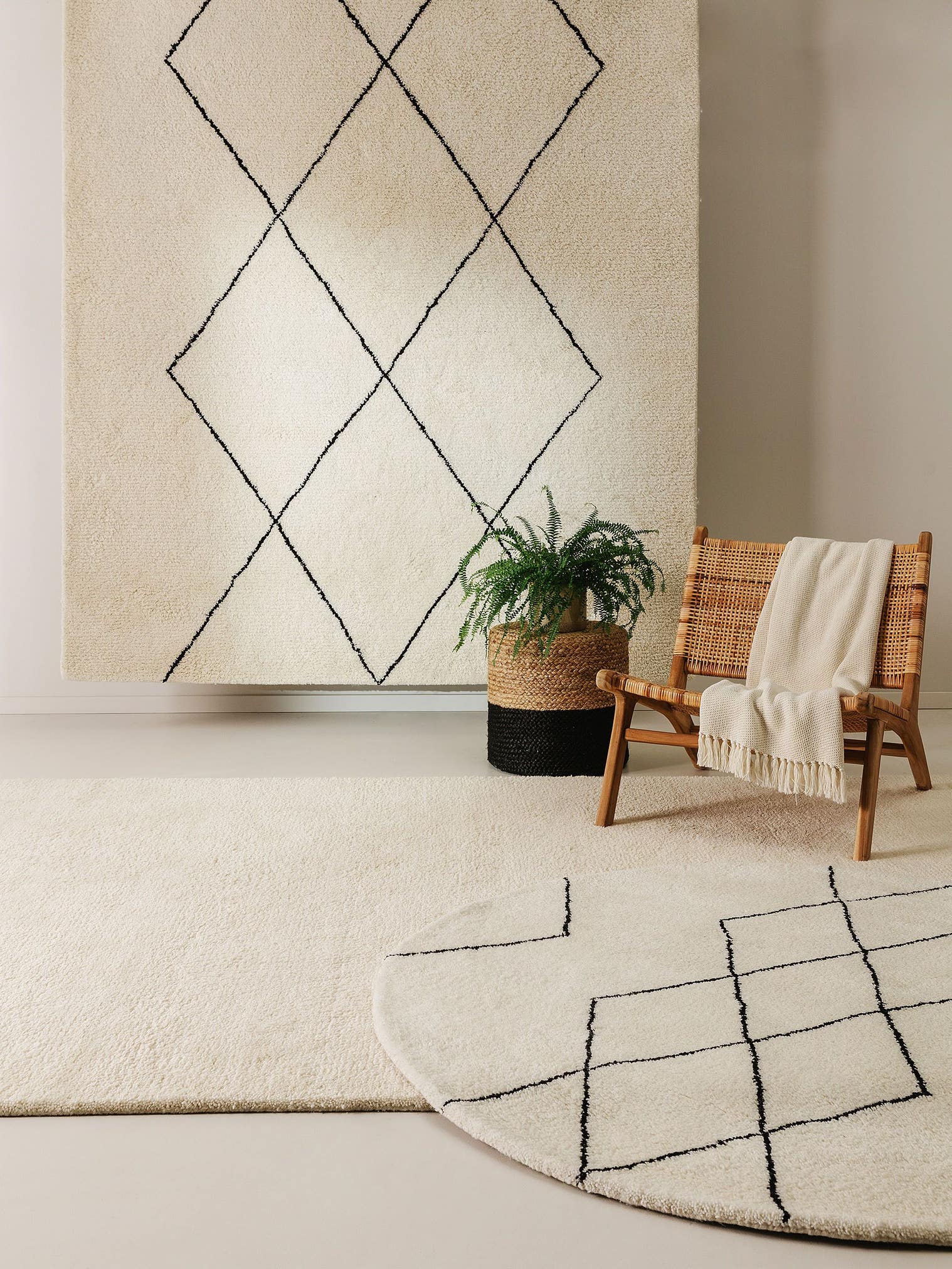 Tapijt van 100% Wol in Beige met een 31 - 40 mm hoge pool van benuta Pure