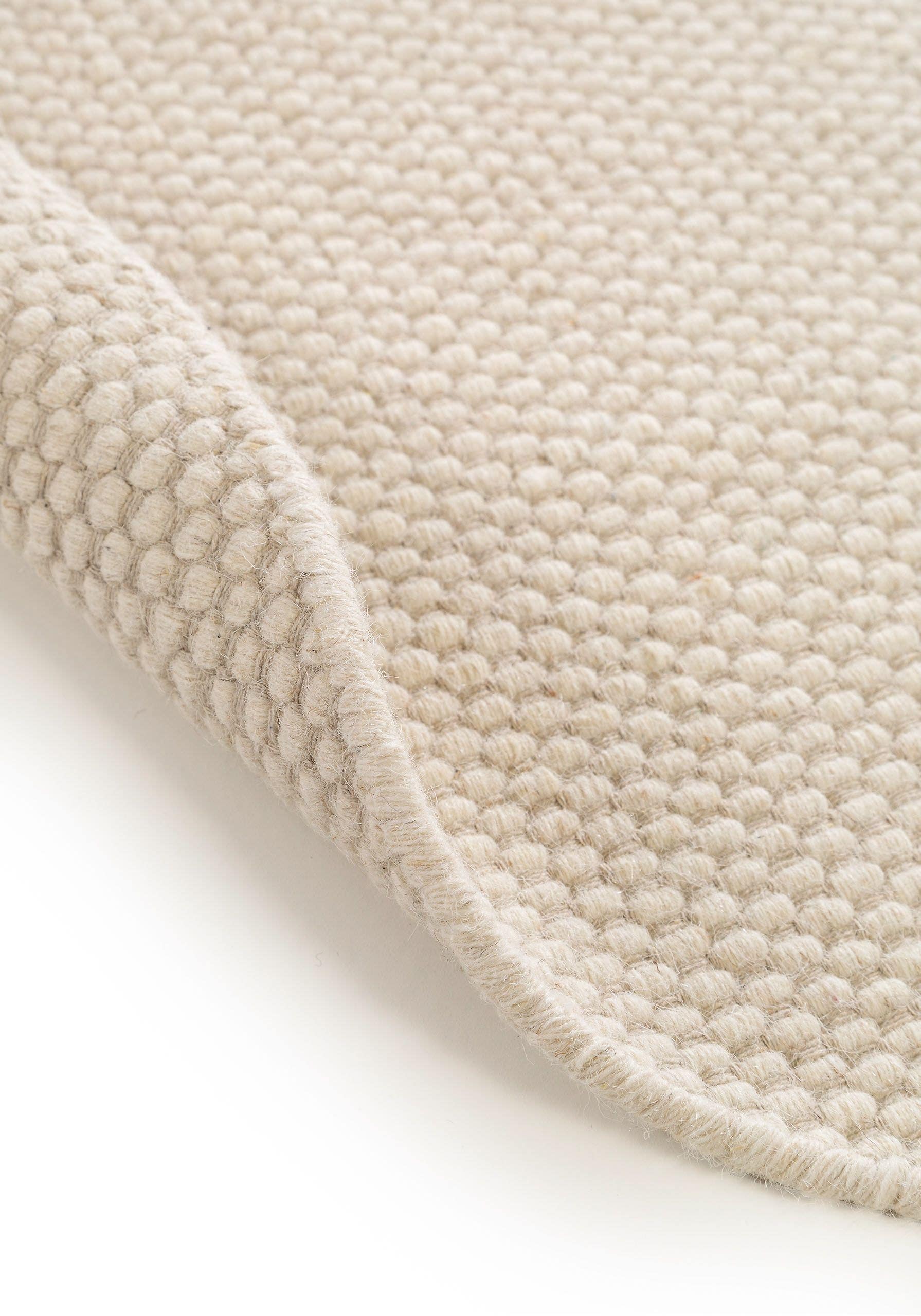 Rug made of 80% wool, 20% cotton in White with a 1- 5 mm high pile by benuta Pure