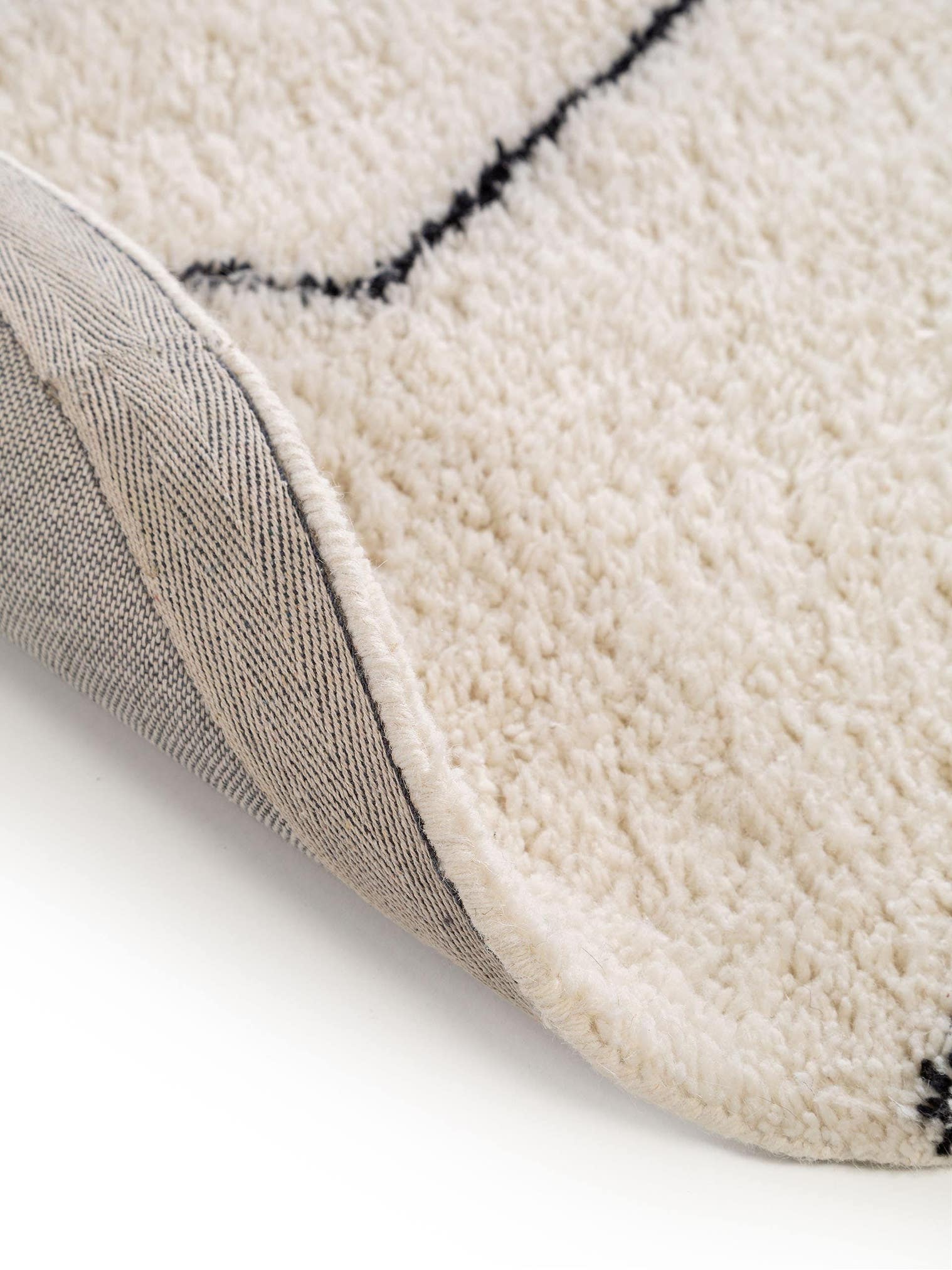 Tapijt van 100% Wol in Beige met een 31 - 40 mm hoge pool van benuta Pure