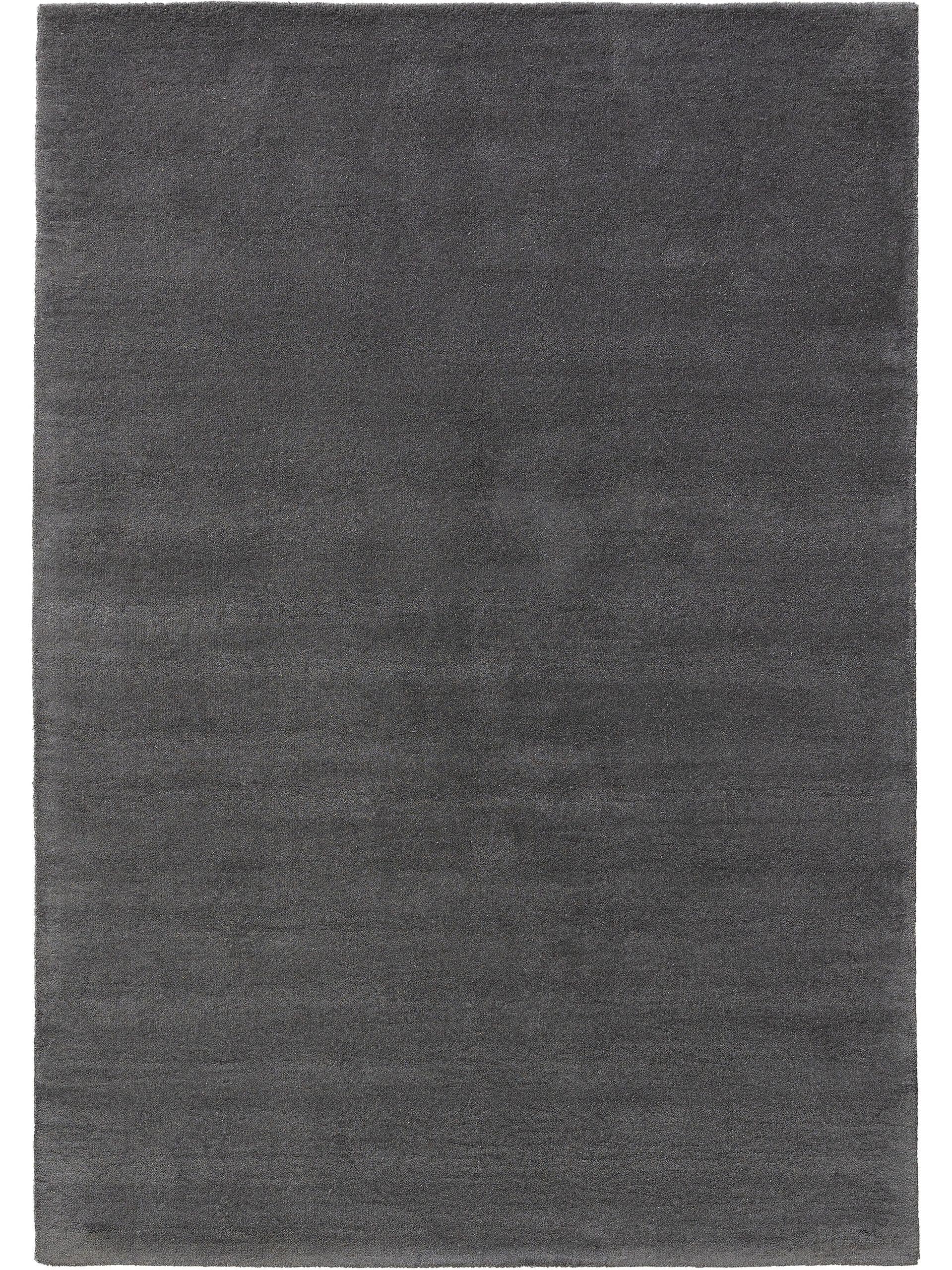 Rug made of 100% Wool in Grey with a 6 - 10 mm high pile by benuta Nest