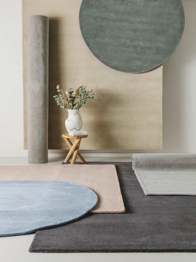 Rug made of 100% Wool in Grey with a 6 - 10 mm high pile by benuta Nest