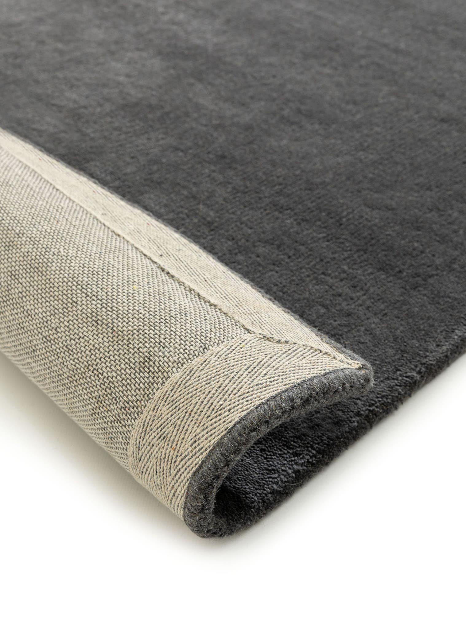 Rug made of 100% Wool in Grey with a 6 - 10 mm high pile by benuta Nest