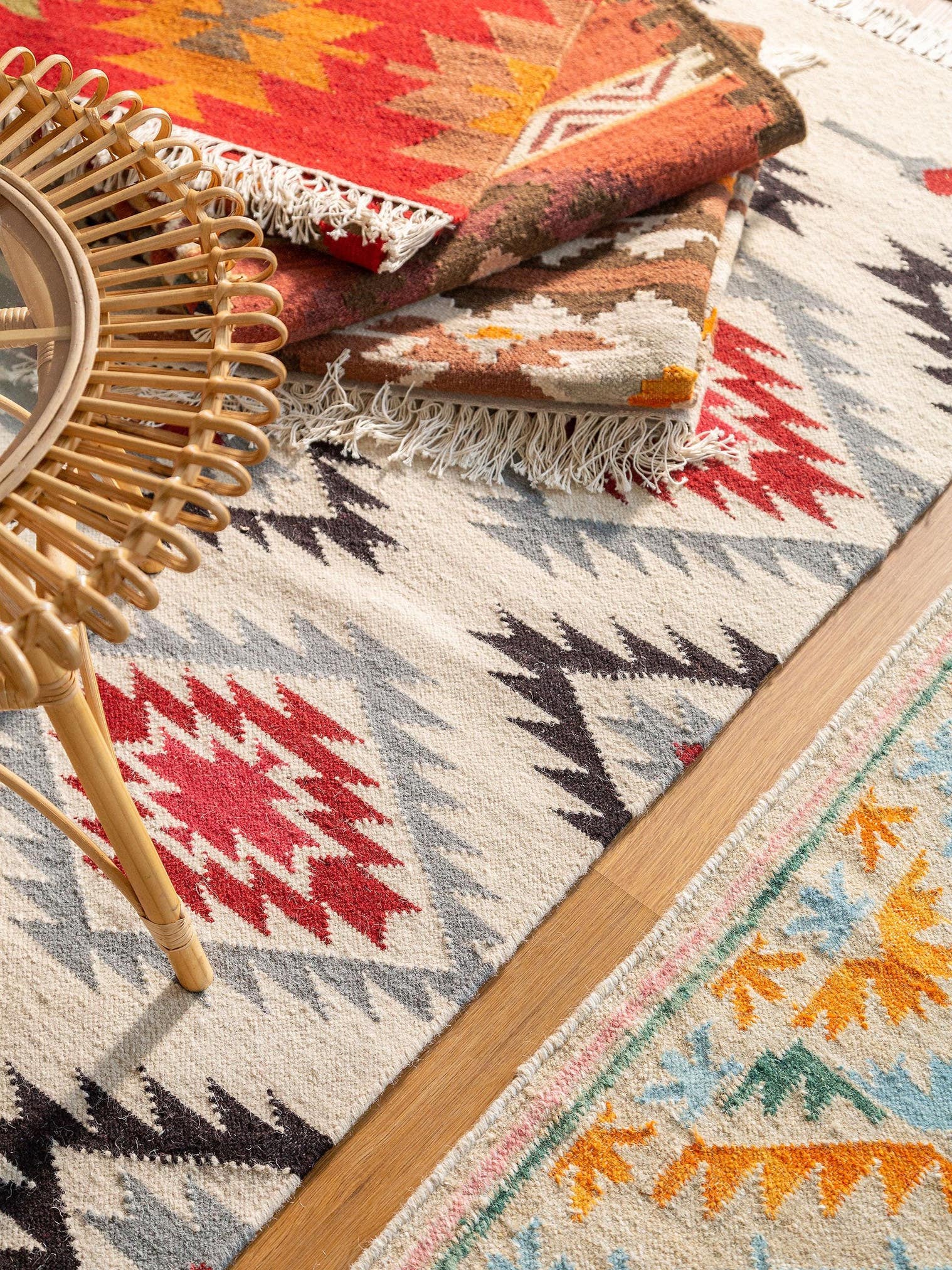 Teppich aus 90% Wolle, 10% Baumwolle in Beige mit bis 5 mm hohem Flor von benuta Pure