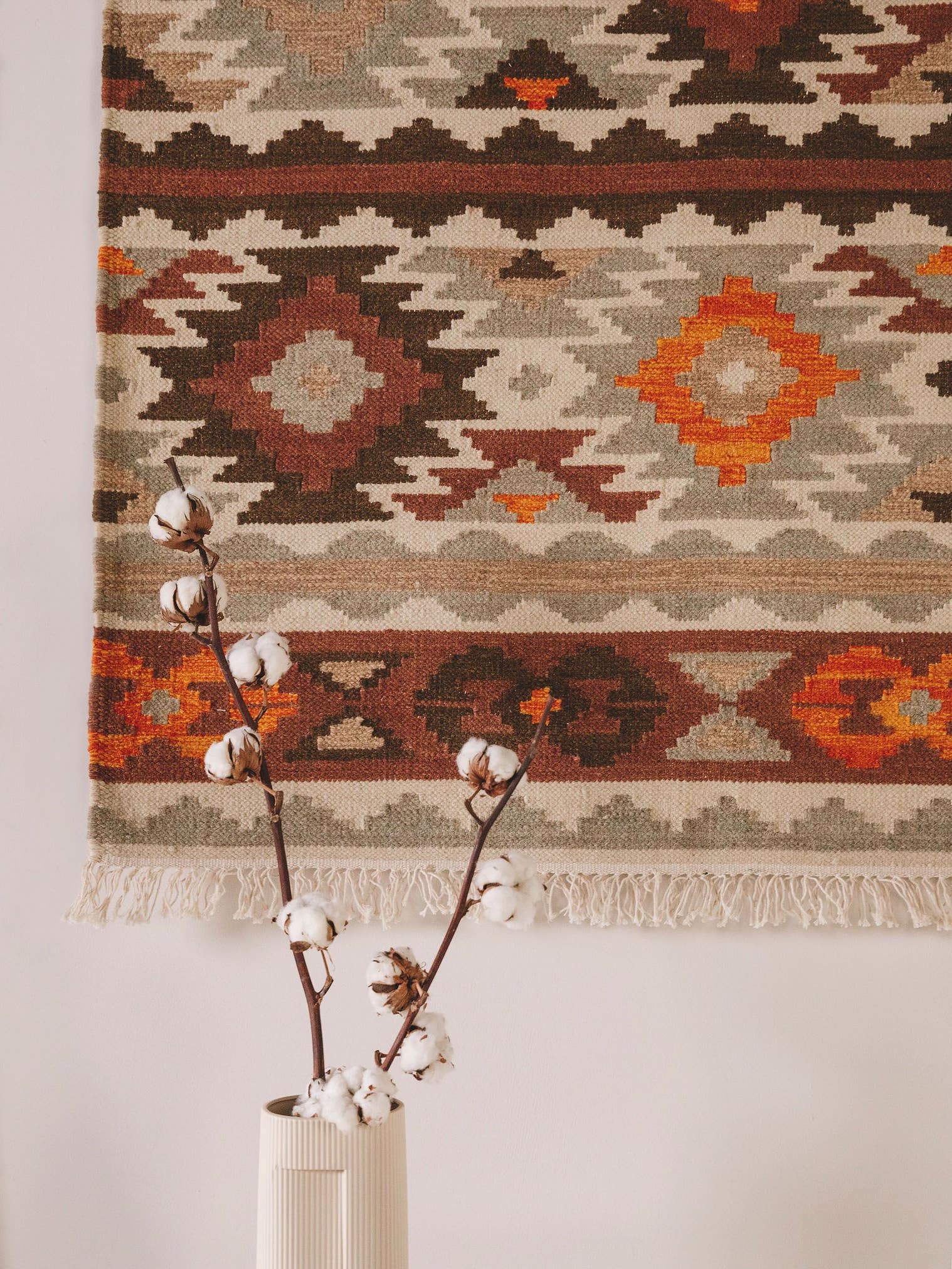 Teppich aus 90% Wolle, 10% Baumwolle in Multicolor mit bis 5 mm hohem Flor von benuta Pure