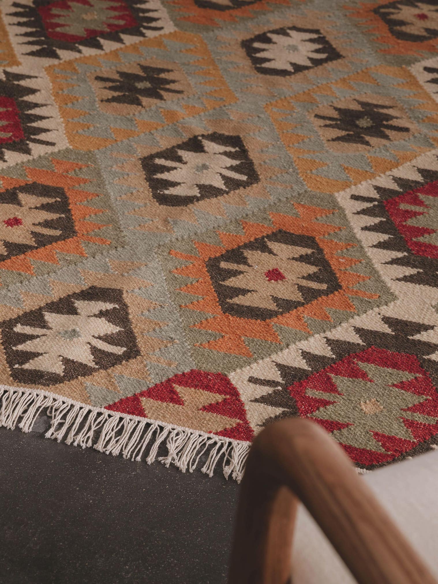 Teppich aus 90% Wolle, 10% Baumwolle in Multicolor mit bis 5 mm hohem Flor von benuta Pure