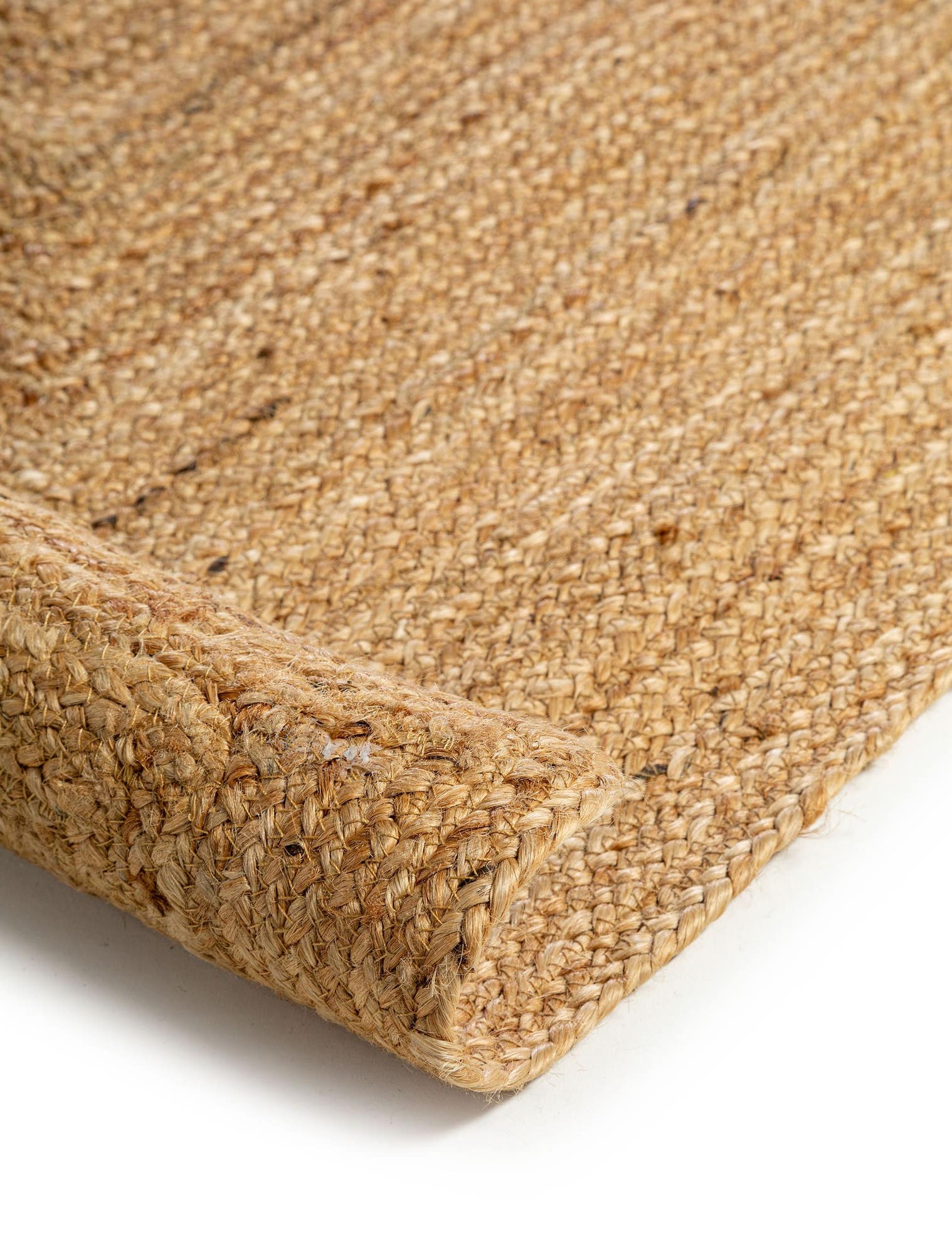 Tæppe af 100% Jute i Brun med 1- 5 mm høj luv fra benuta Pure