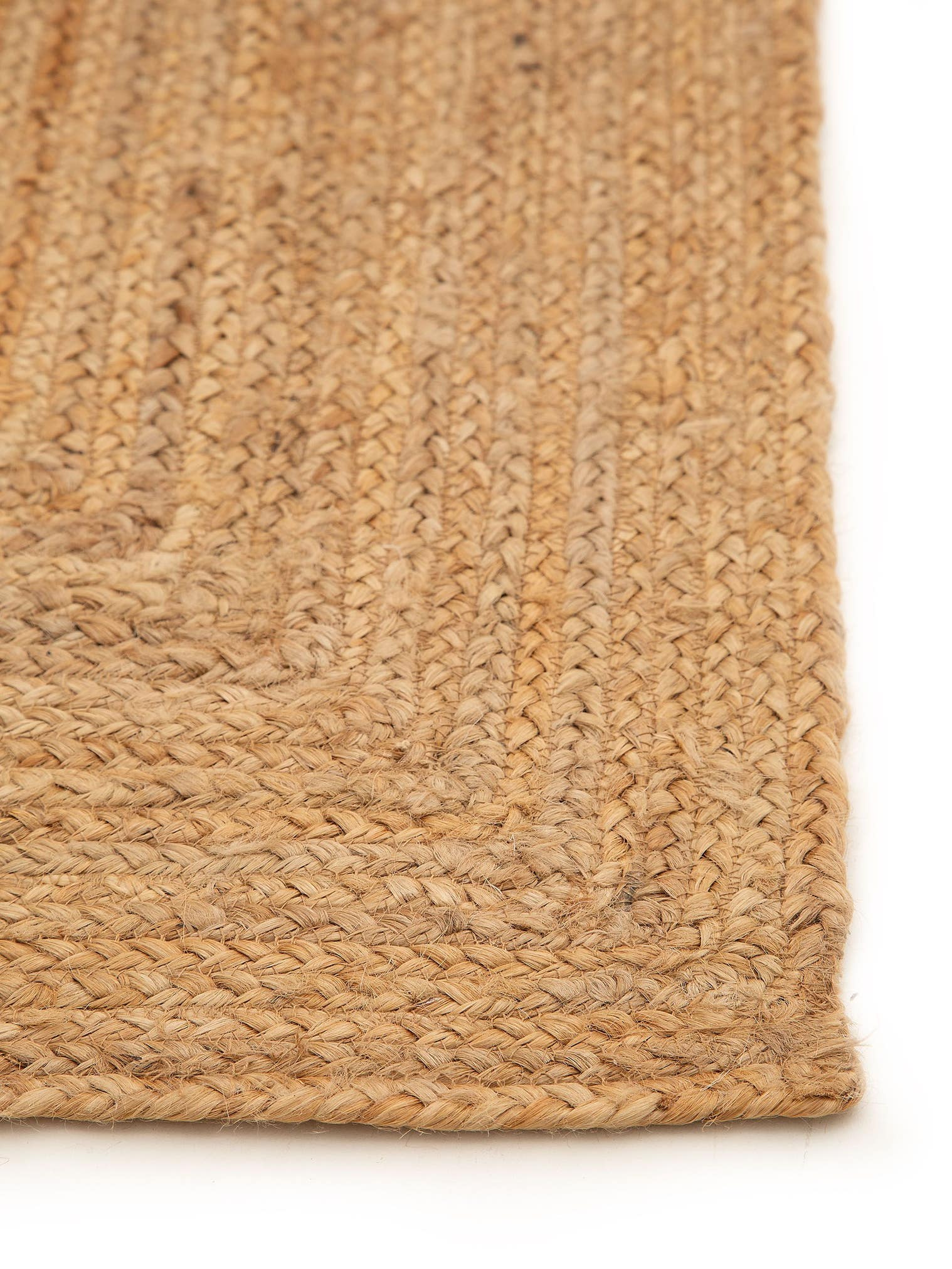 Teppich aus 100% Jute in Braun mit bis 5 mm hohem Flor von benuta Pure