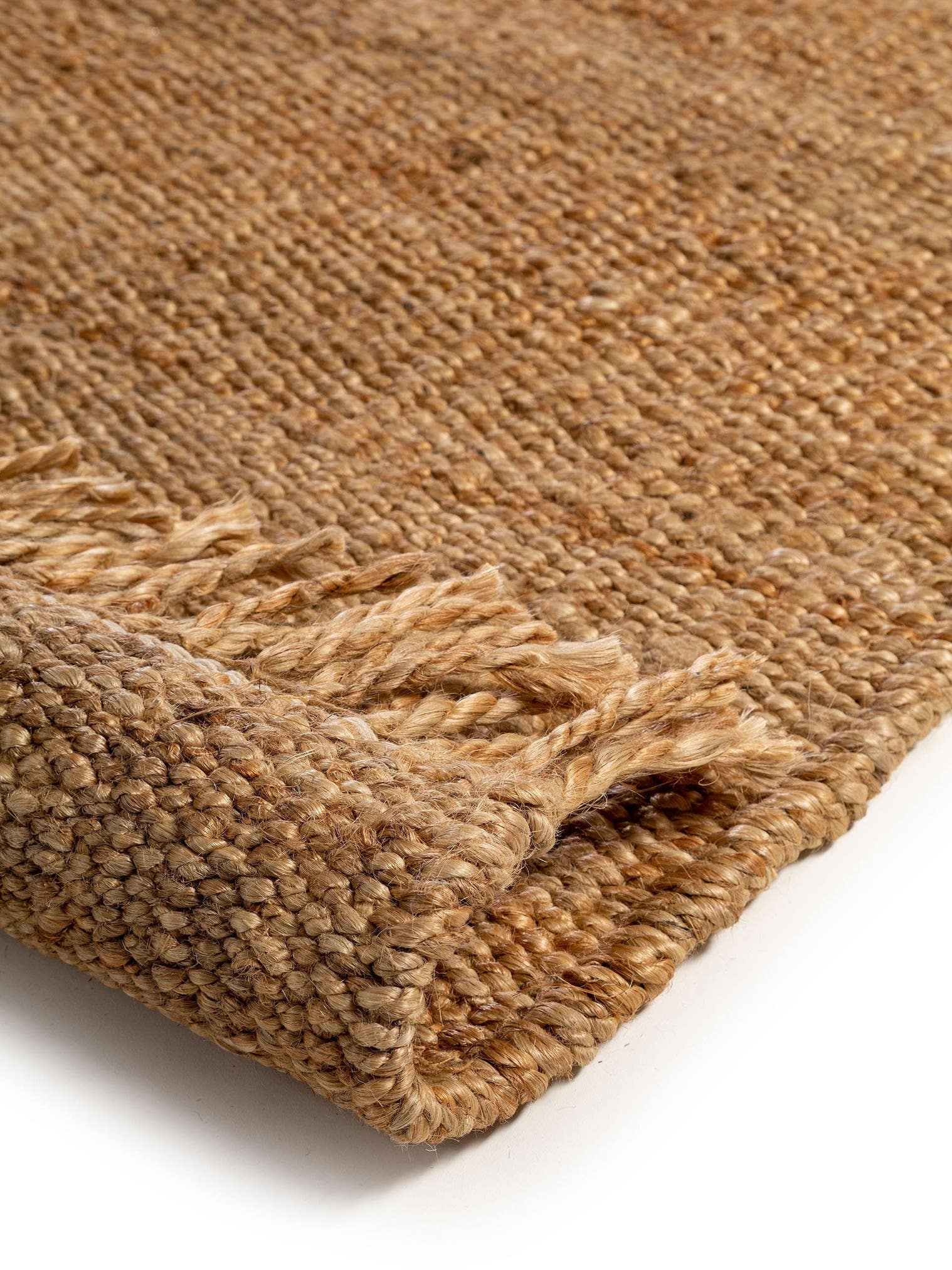 Rug made of 100% Jute in Brown with a 1- 5 mm high pile by benuta Pure
