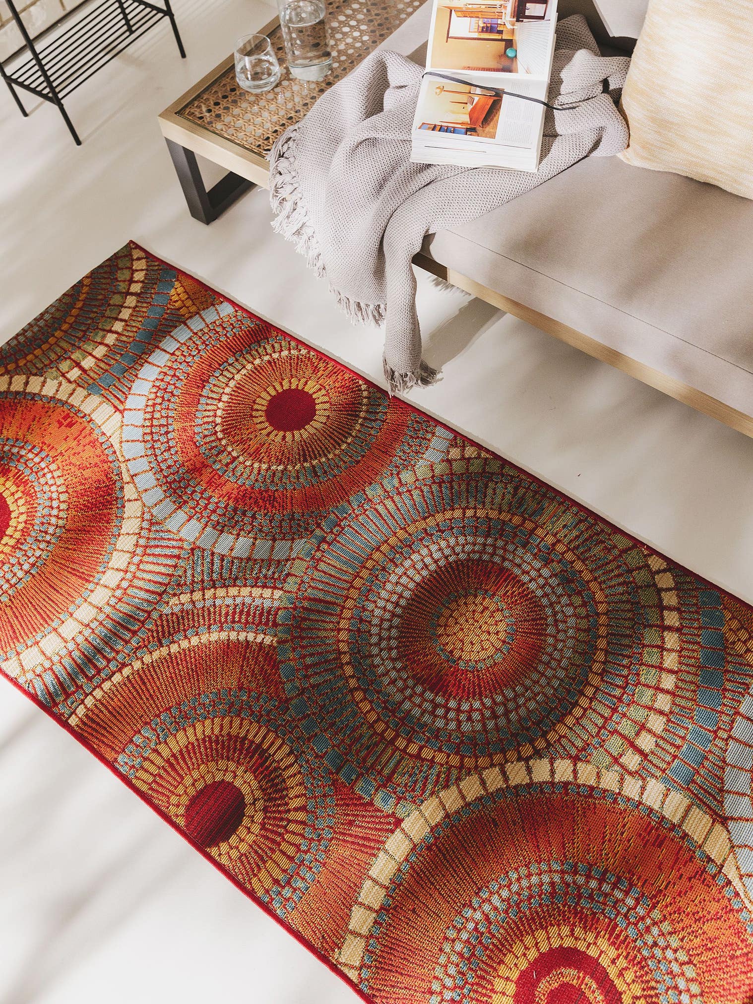 Teppich aus 76% Polypropylen, 23% Polyester, 1% Latex in Orange mit bis 5 mm hohem Flor von benuta Nest