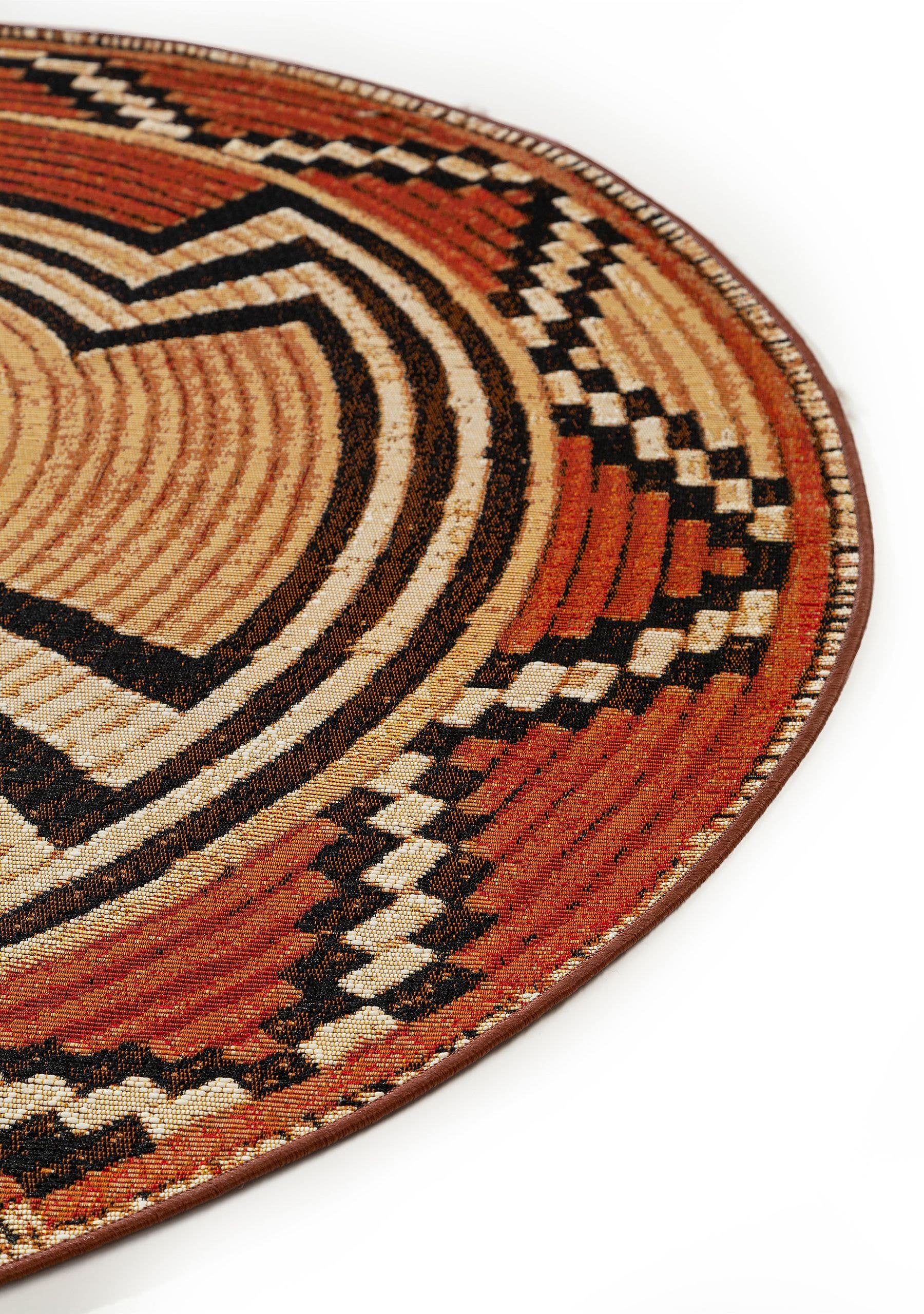 Rug made of 76% Polypropylene, 23% Polyester, 1% Latex in Beige with a 1- 5 mm high pile by benuta Nest
