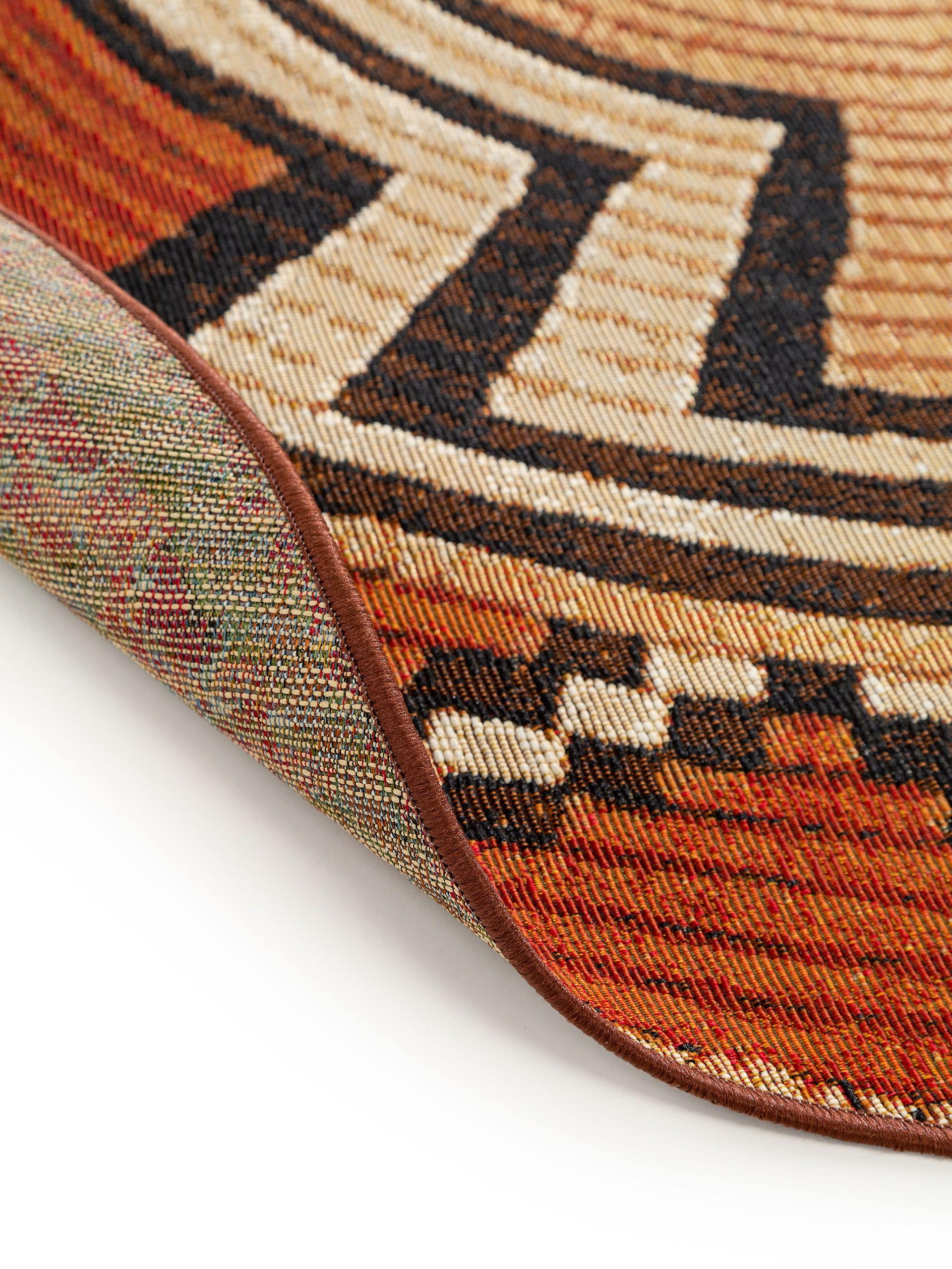 Rug made of 76% Polypropylene, 23% Polyester, 1% Latex in Beige with a 1- 5 mm high pile by benuta Nest