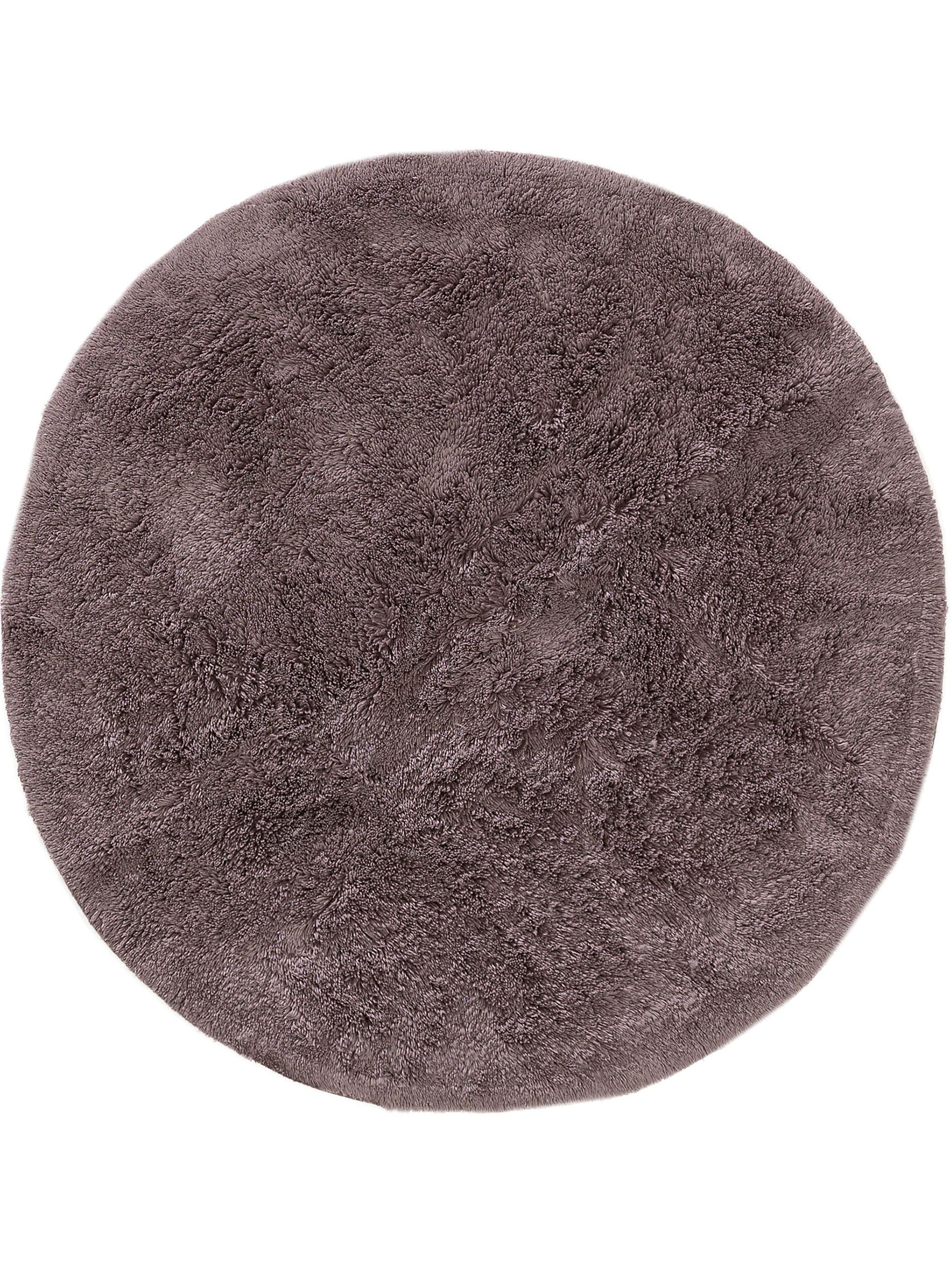 Matta av 50% Viskos (Bambu Silk), 50% Bomull i Lila med 11 - 20 mm hög lugg från benuta Nest