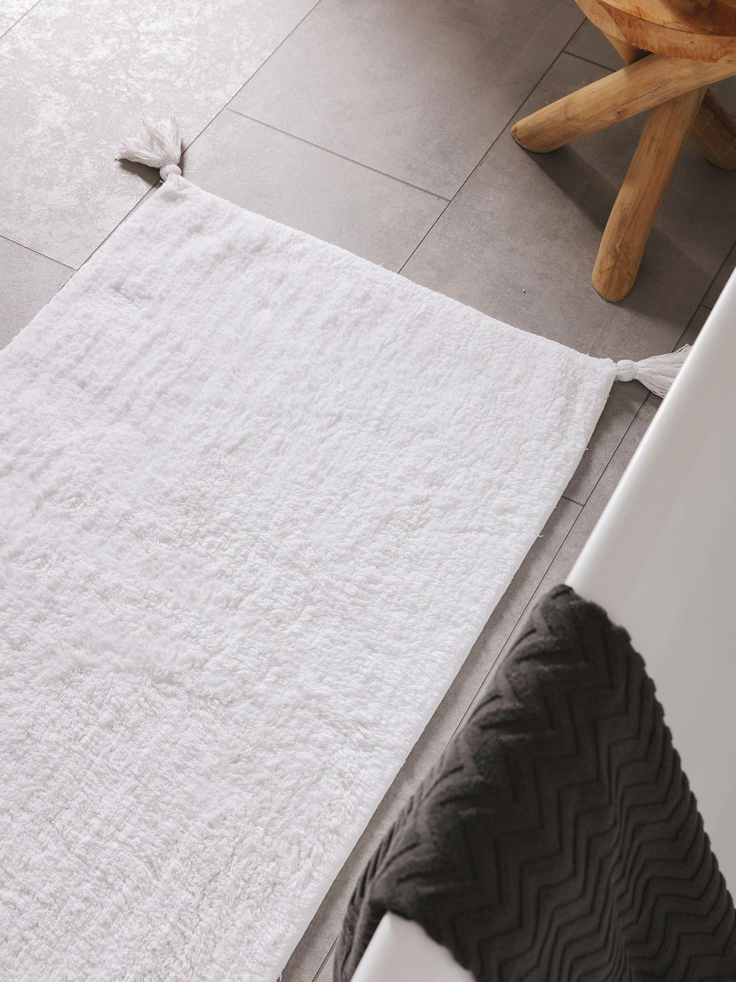 Teppich aus 100% Baumwolle in Beige mit 6 bis 10 mm hohem Flor von benuta