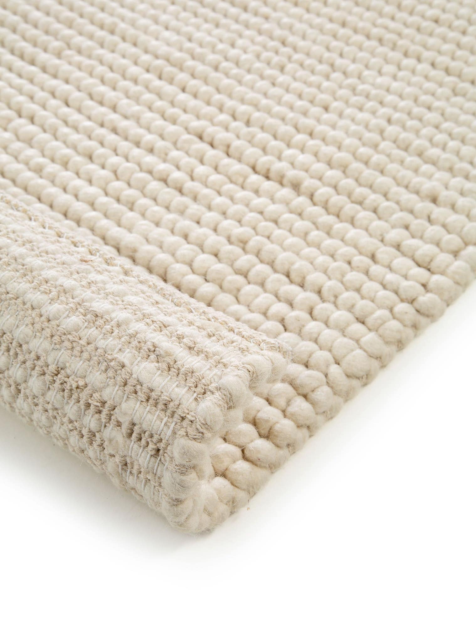 Rug made of 70% Wool, 30% Polyester in Beige with a 11 - 20 mm high pile by benuta Pure