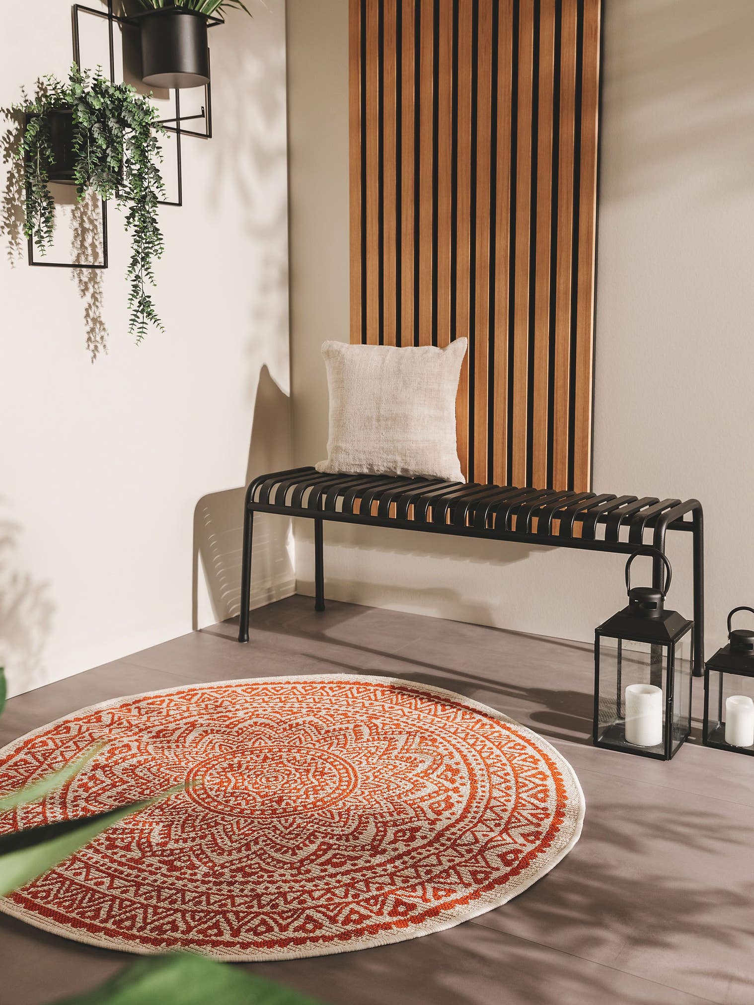 Matta av 100% Polypropylen i Orange med 1- 5 mm hög lugg från benuta Nest