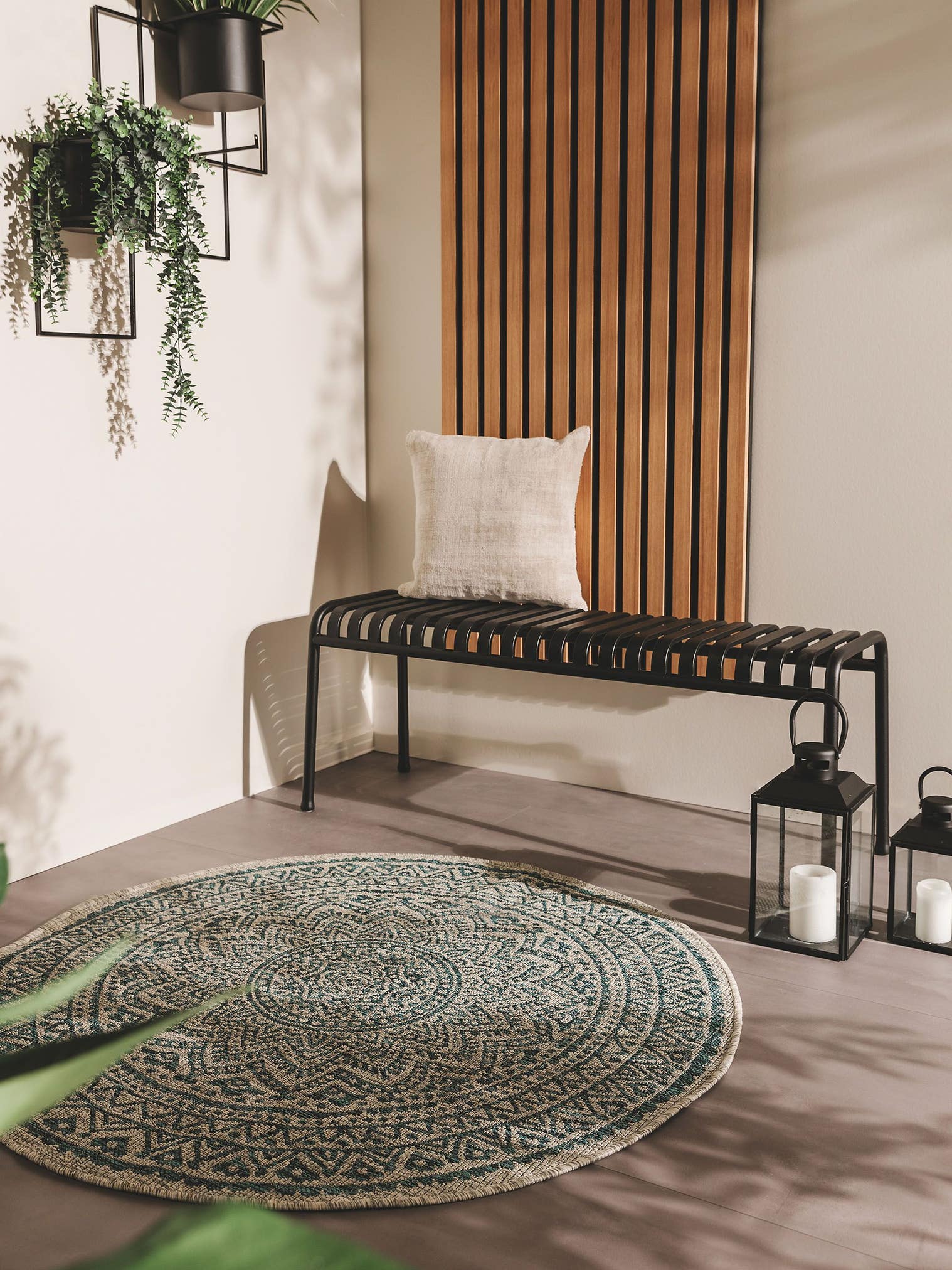 Teppich aus 100% Polypropylen in Beige mit bis 5 mm hohem Flor von benuta Nest