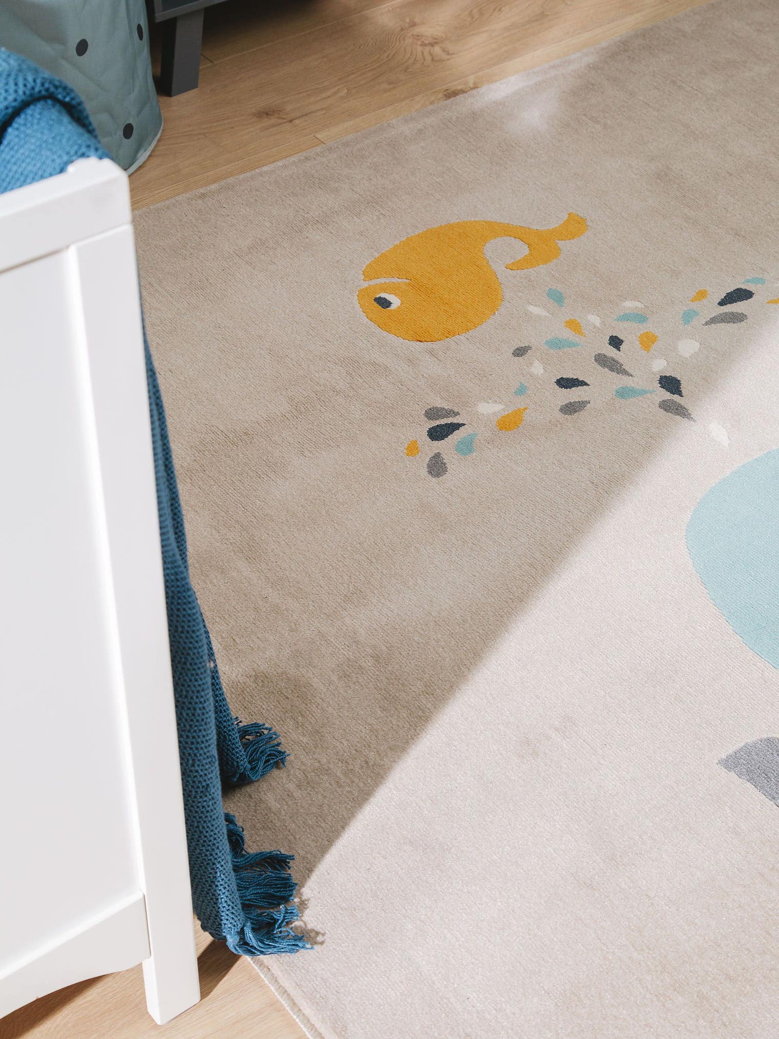 Tapis en 100% Polypropylène en Beige avec une pile de 6 - 10 mm de hauteur de Lytte
