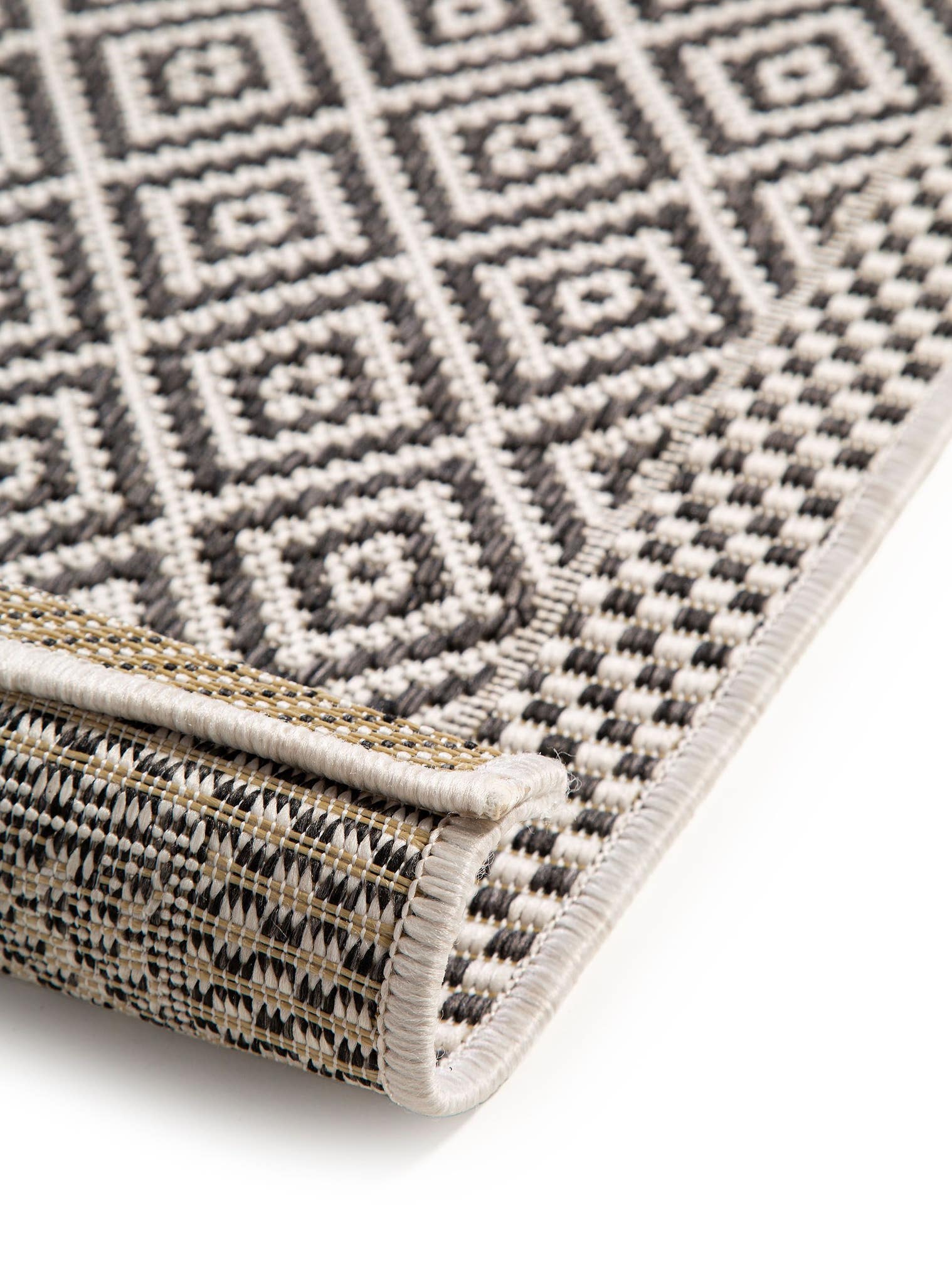 Tapis en 100% Polypropylène en Noir & Blanc avec une pile de 1- 5 mm de hauteur de benuta Nest