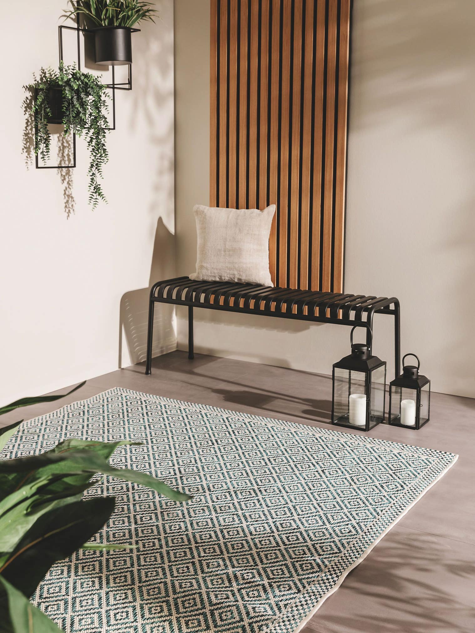 Teppich aus 100% Polypropylen in Blau mit bis 5 mm hohem Flor von benuta Nest