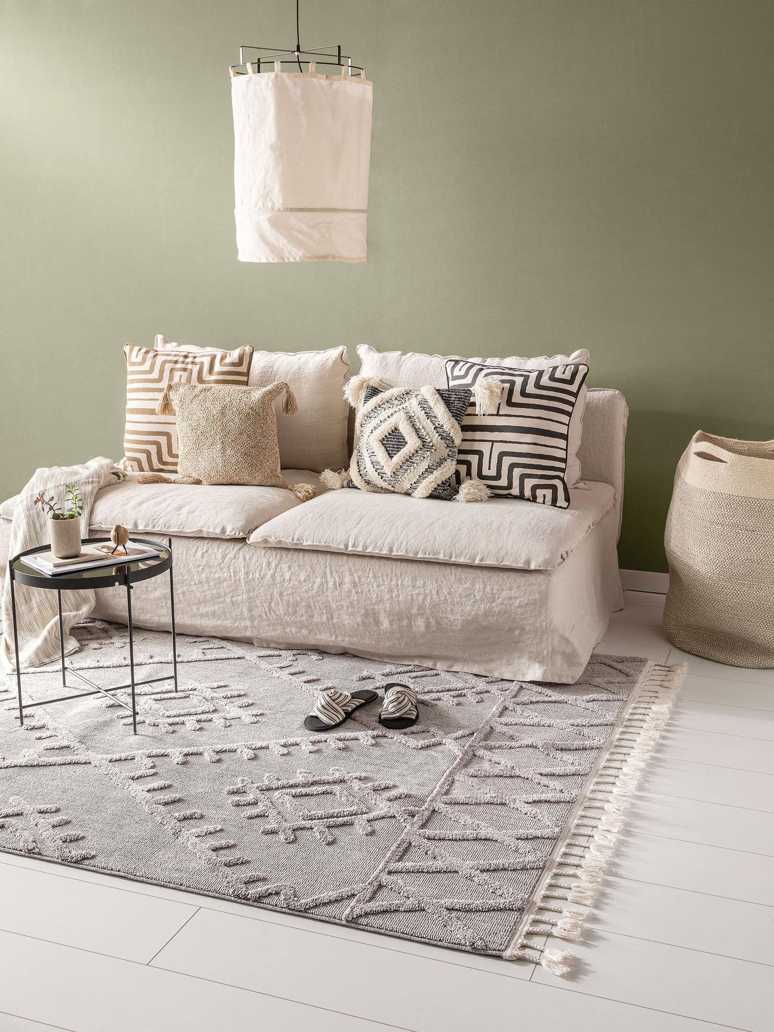 Tapis en 100% Polyester en Gris avec une pile de 11 - 20 mm de hauteur de benuta Pop