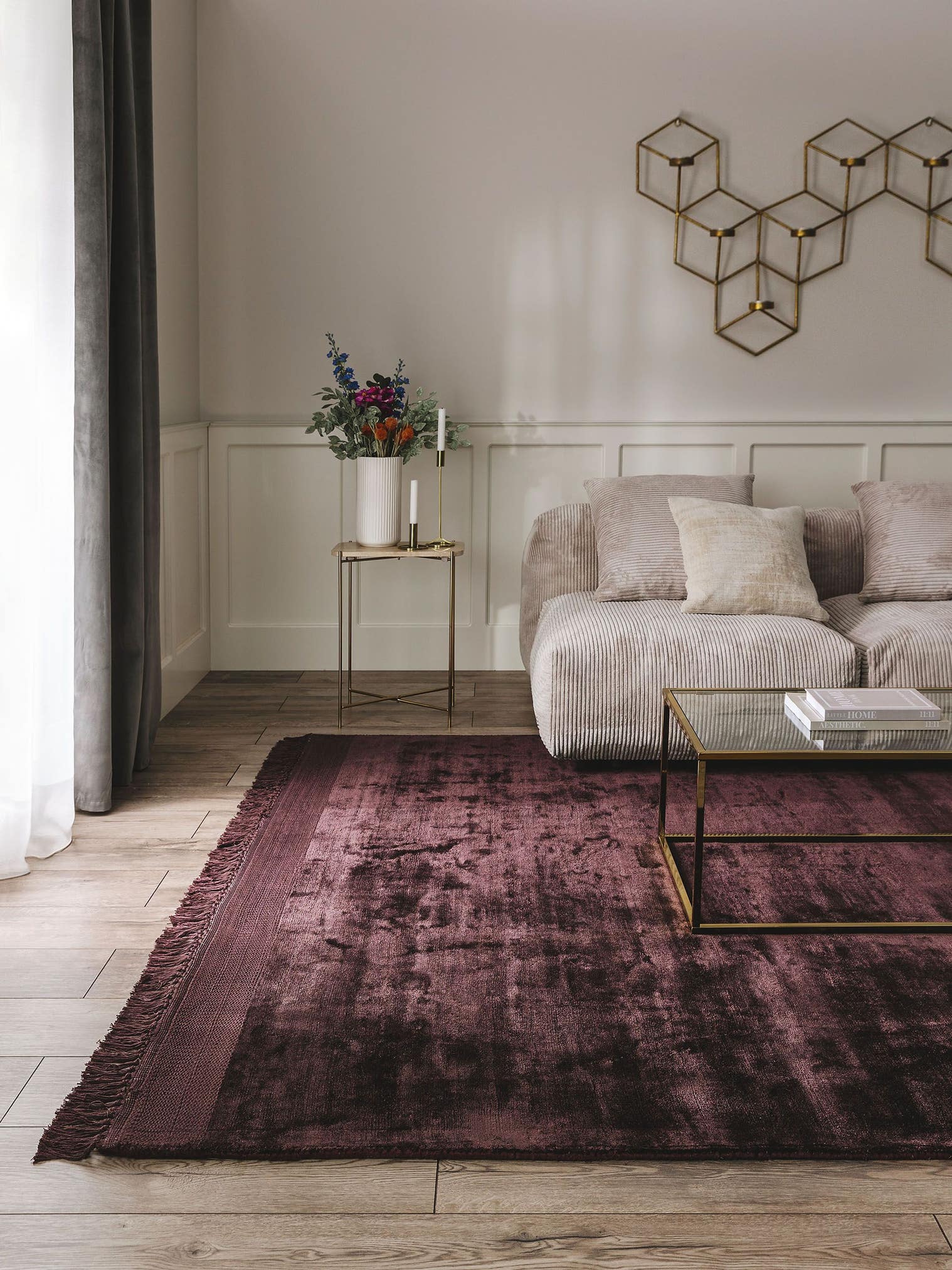 Rug made of 100% Viscose in Red with a 11 - 20 mm high pile by benuta Finest