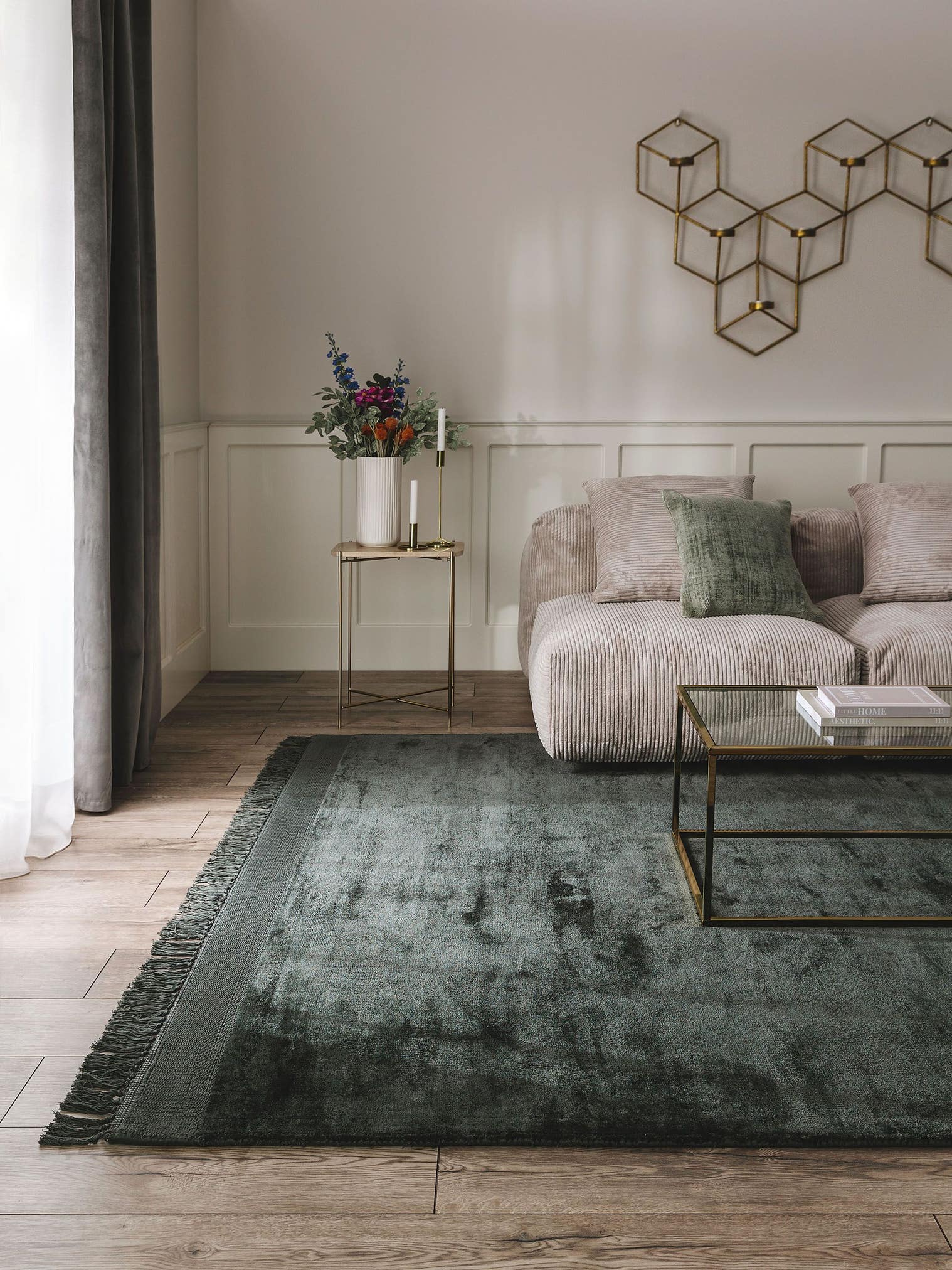 Rug made of 100% Viscose in Green with a 11 - 20 mm high pile by benuta Finest