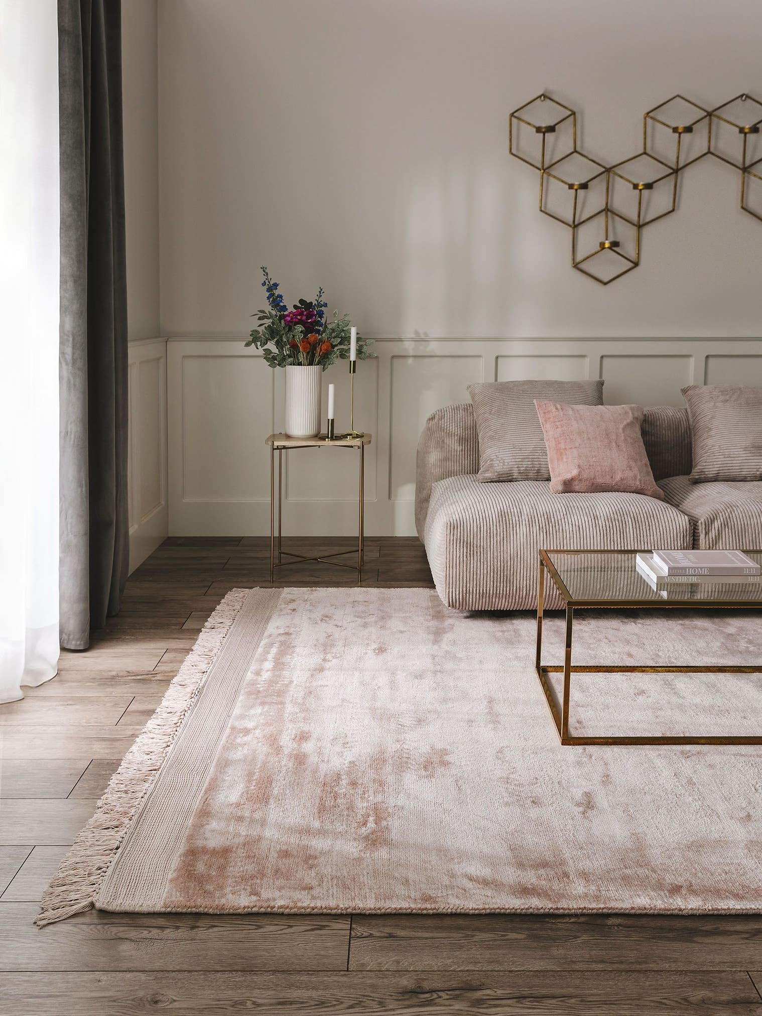 Rug made of 100% Viscose in Pink with a 11 - 20 mm high pile by benuta Finest
