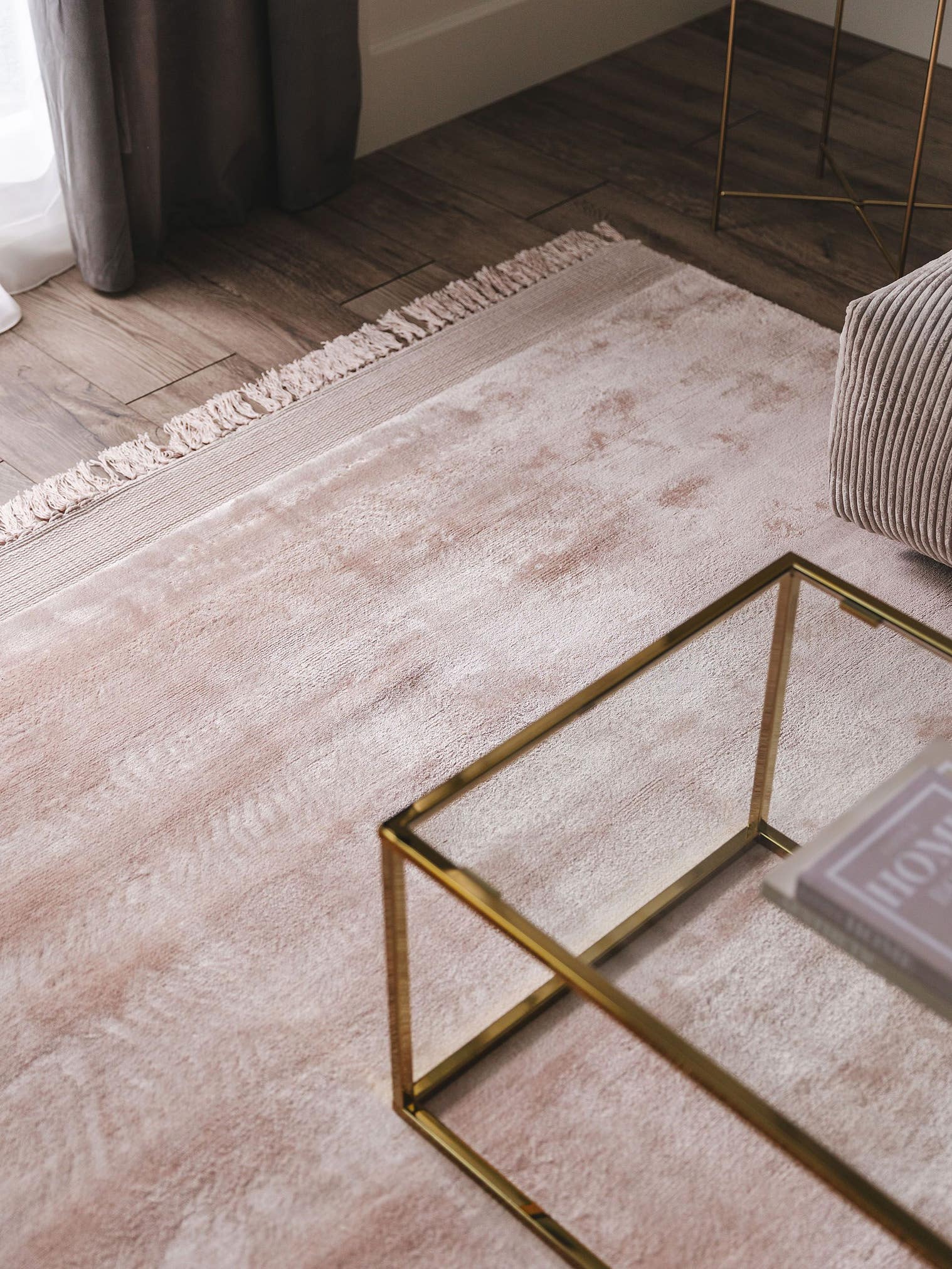 Rug made of 100% Viscose in Pink with a 11 - 20 mm high pile by benuta Finest