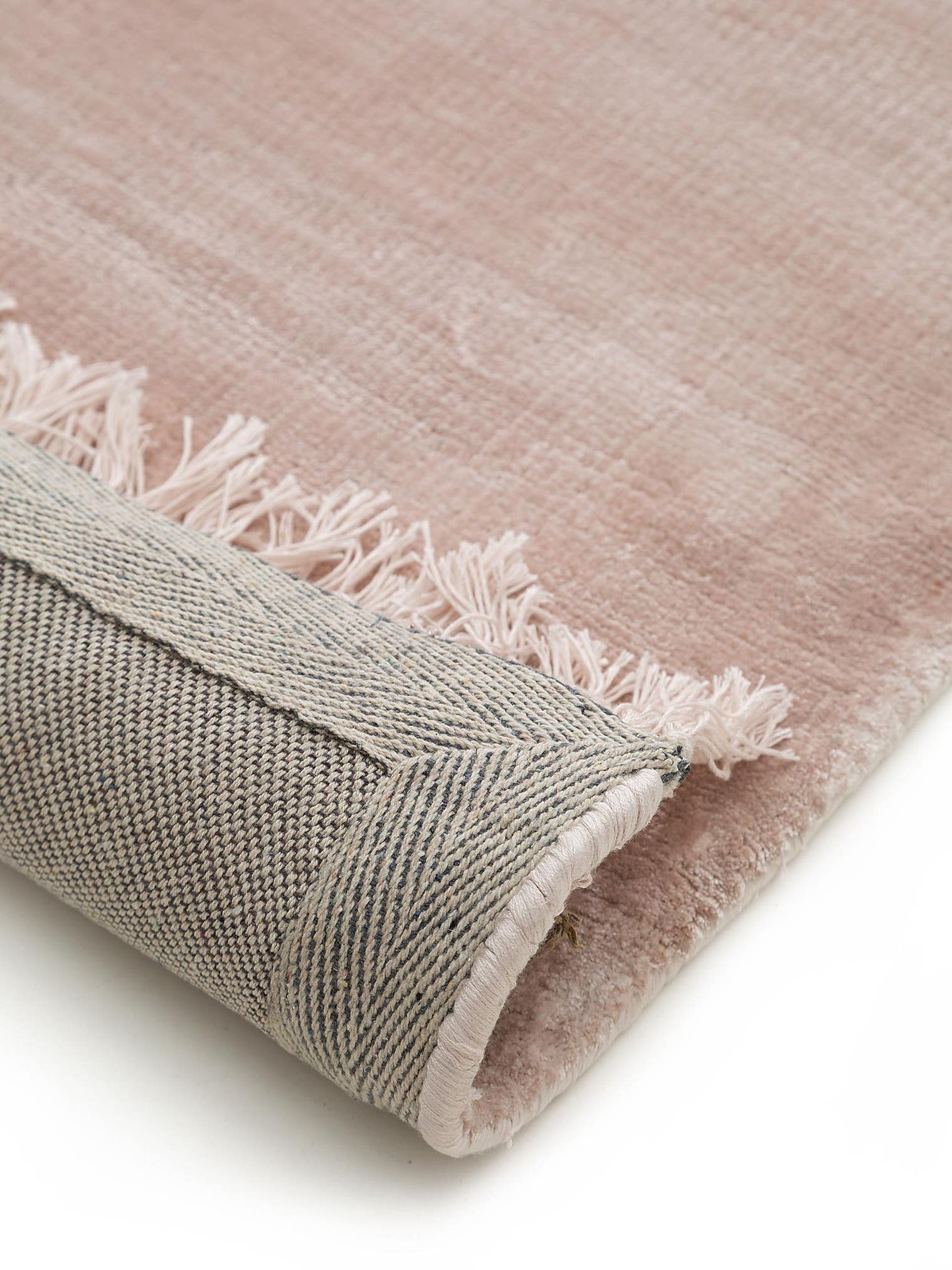 Rug made of 100% Viscose in Pink with a 11 - 20 mm high pile by benuta Finest