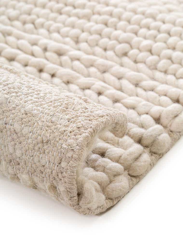 Rug made of 100% Wool in Beige with a 6 - 10 mm high pile by benuta Pure