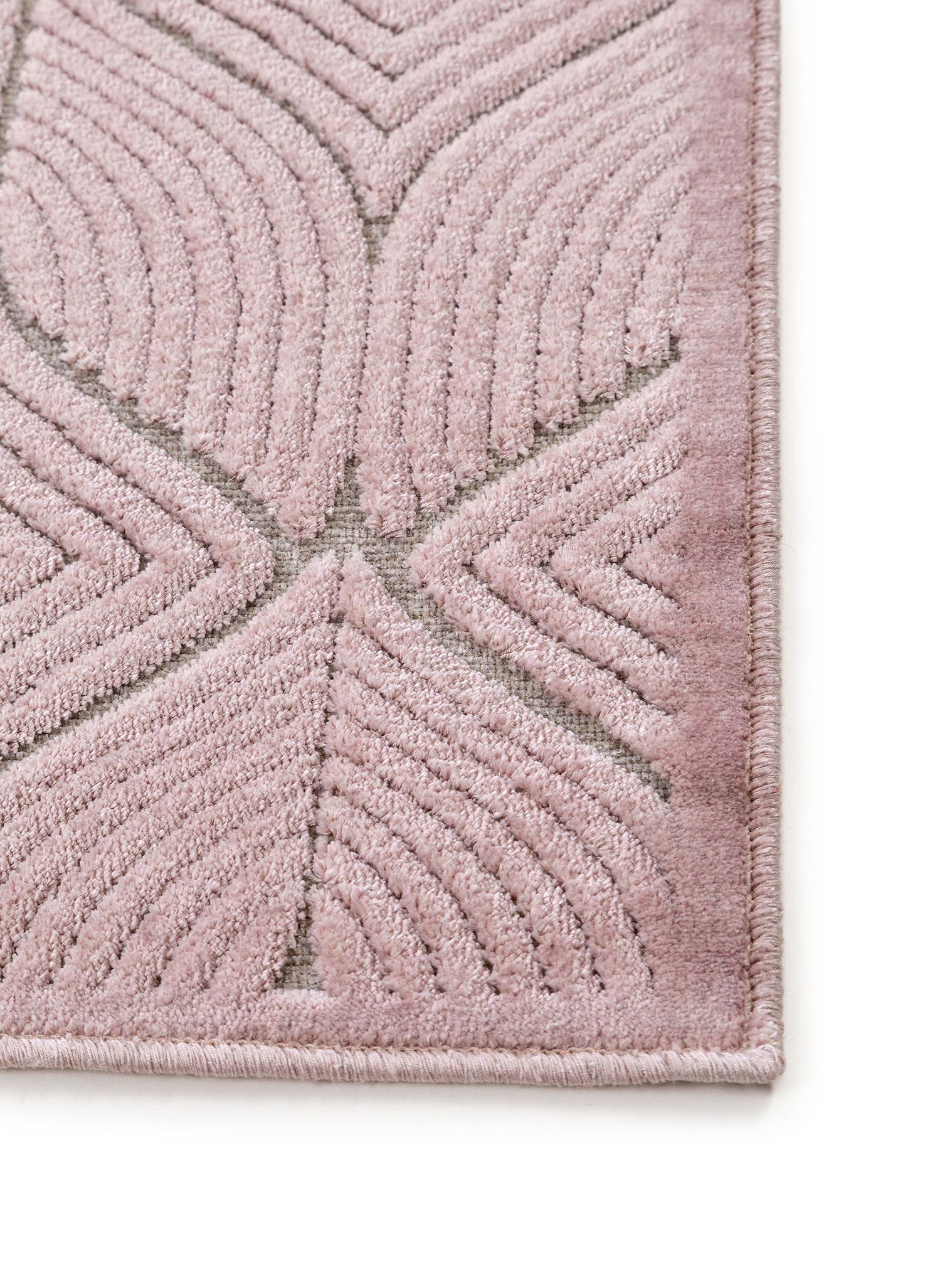 Teppich aus 100% Viskose in Rosa mit bis 5 mm hohem Flor von benuta Pop