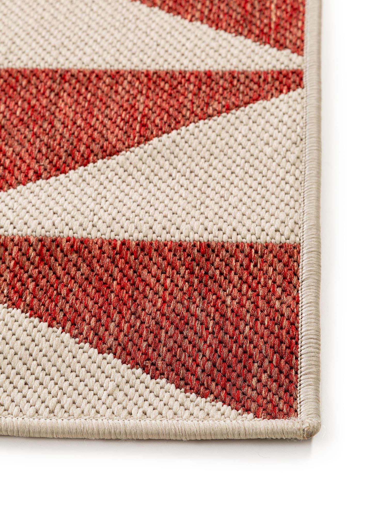 Teppich aus 100% Polypropylen in Beige mit bis 5 mm hohem Flor von benuta Nest