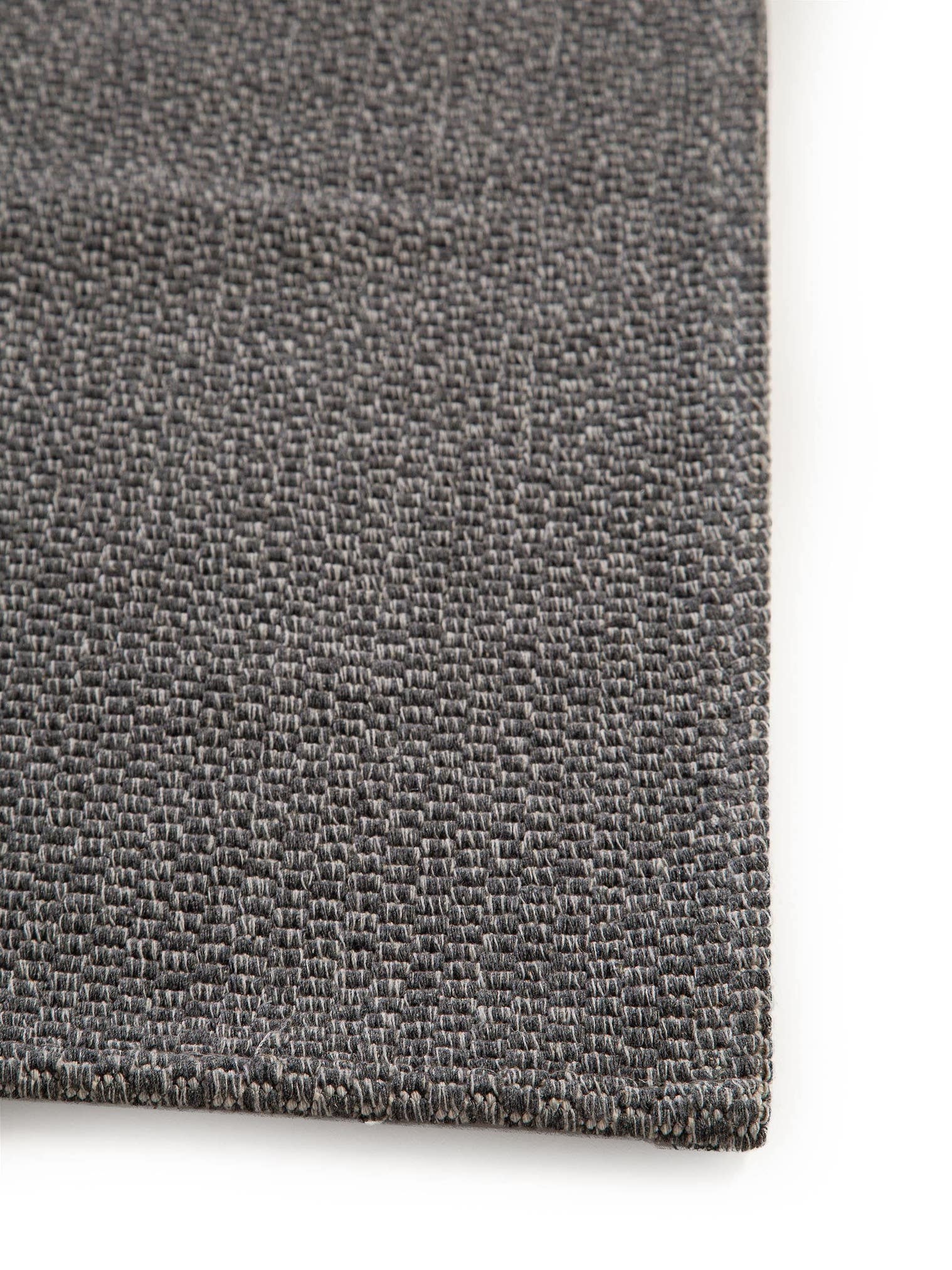 Teppich aus 100% Baumwolle in Grau mit bis 5 mm hohem Flor von benuta Nest