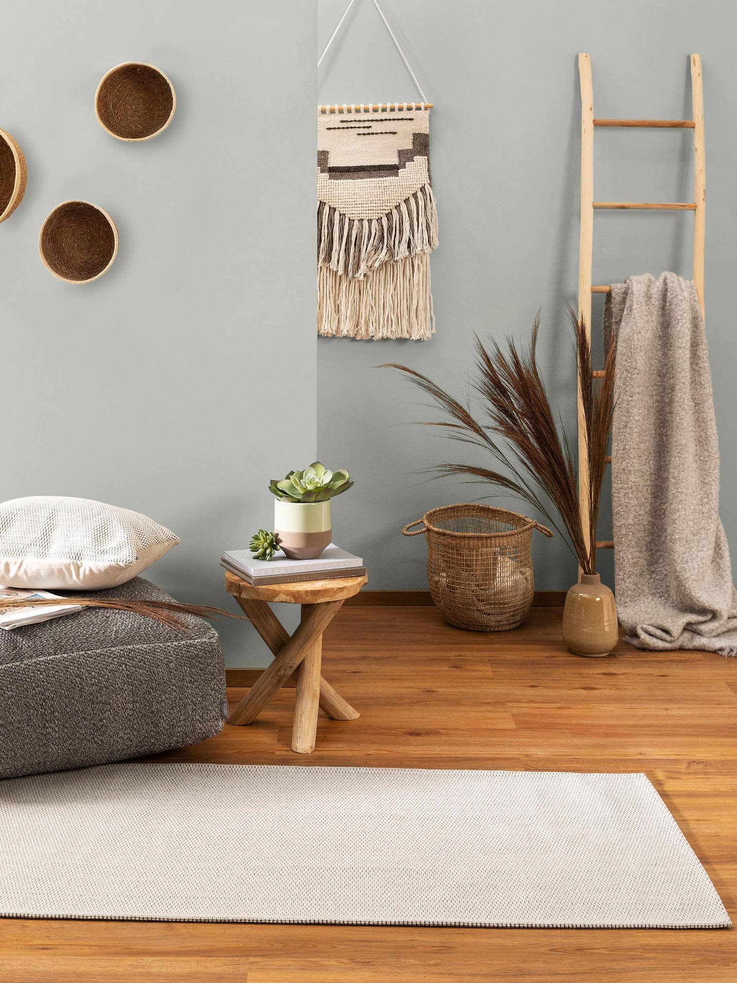 Teppich aus 100% Baumwolle in Grau mit bis 5 mm hohem Flor von benuta Nest