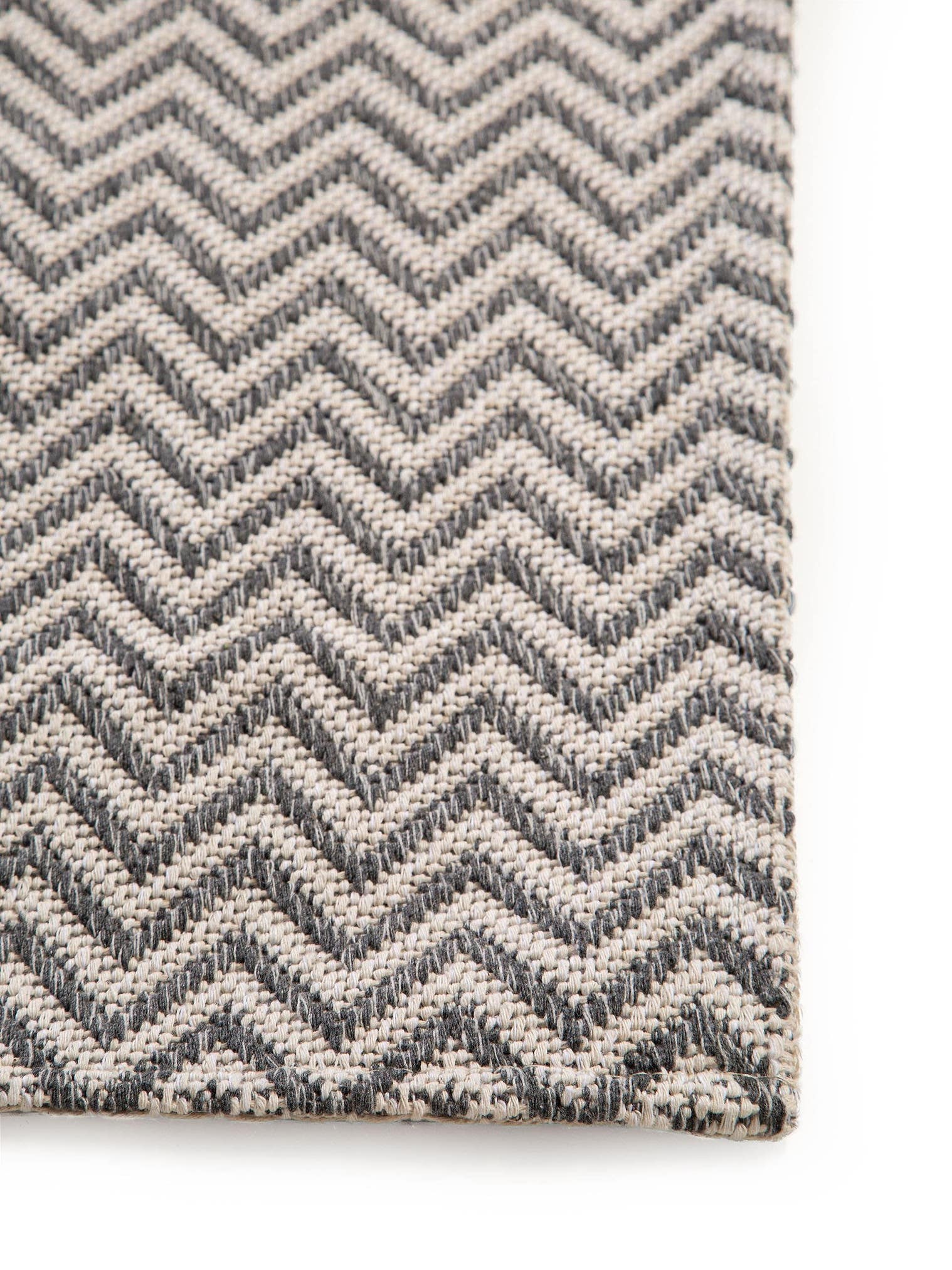 Teppich aus 100% Baumwolle in Grau mit bis 5 mm hohem Flor von benuta Nest