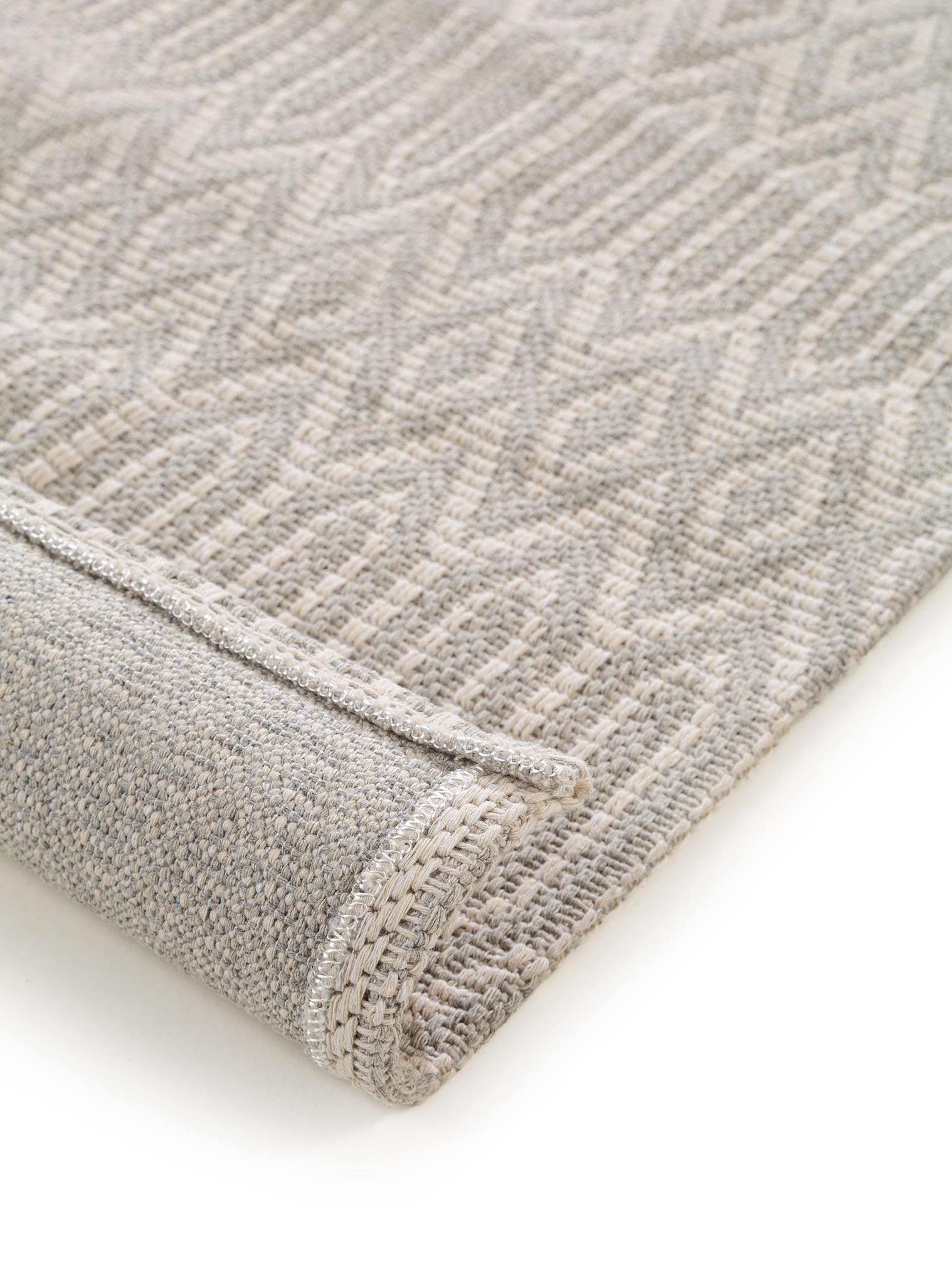 Teppich aus 100% Baumwolle in Grau mit bis 5 mm hohem Flor von benuta Nest