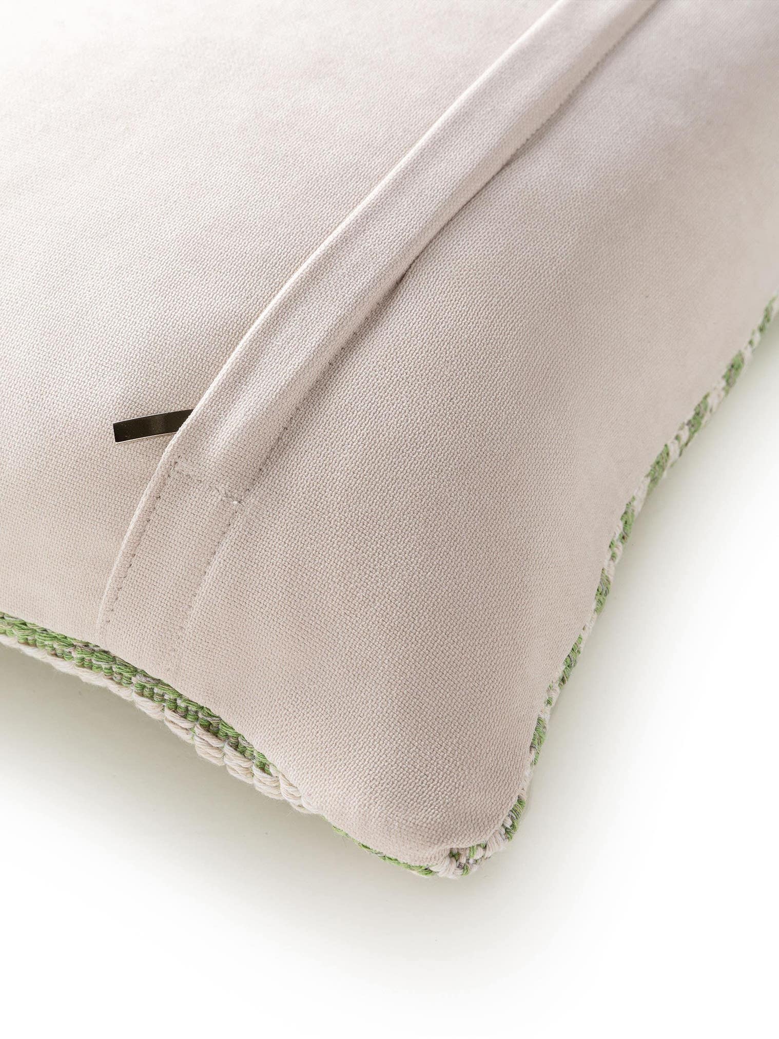 Kissenbezug Ibiza Grün im Design Ikat aus 100% Baumwolle von benuta Nest