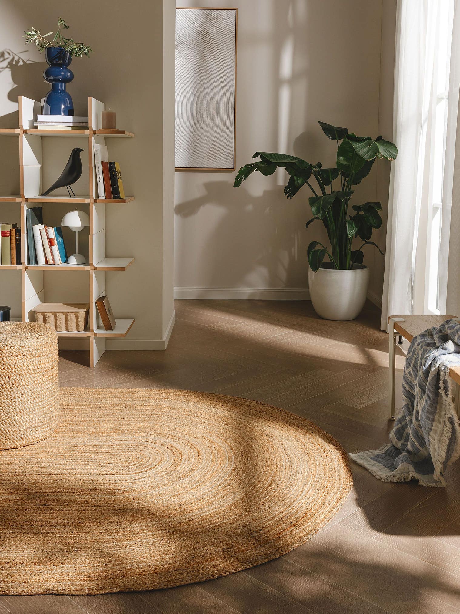 Rug made of 100% Jute in Brown with a 1- 5 mm high pile by benuta Pure