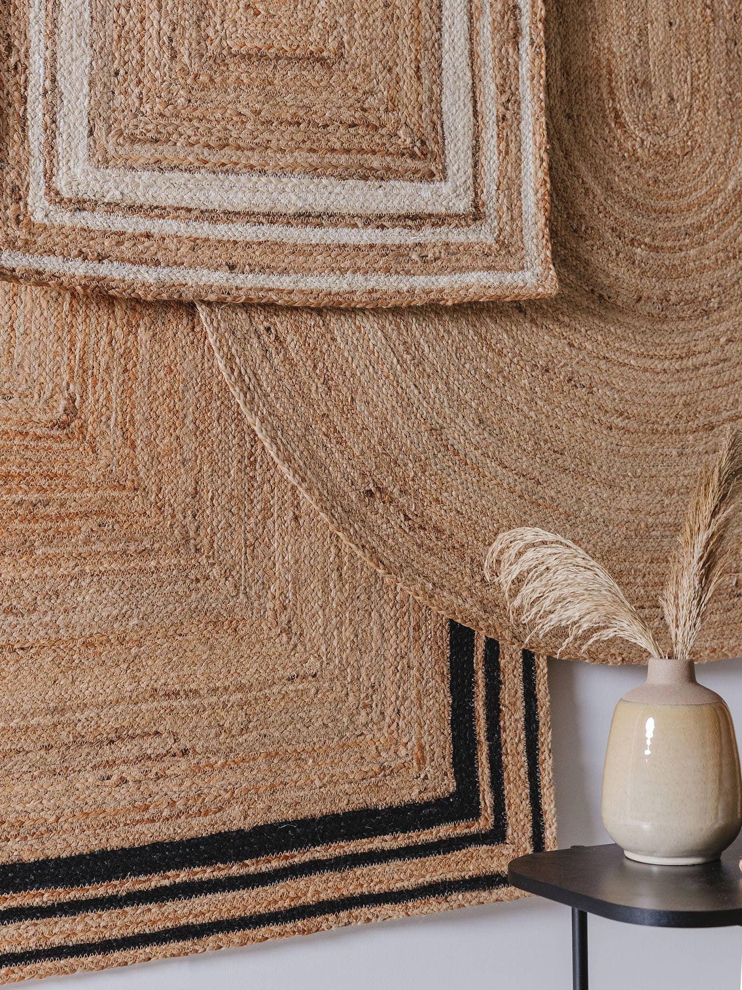 Rug made of 100% Jute in Brown with a 1- 5 mm high pile by benuta Pure