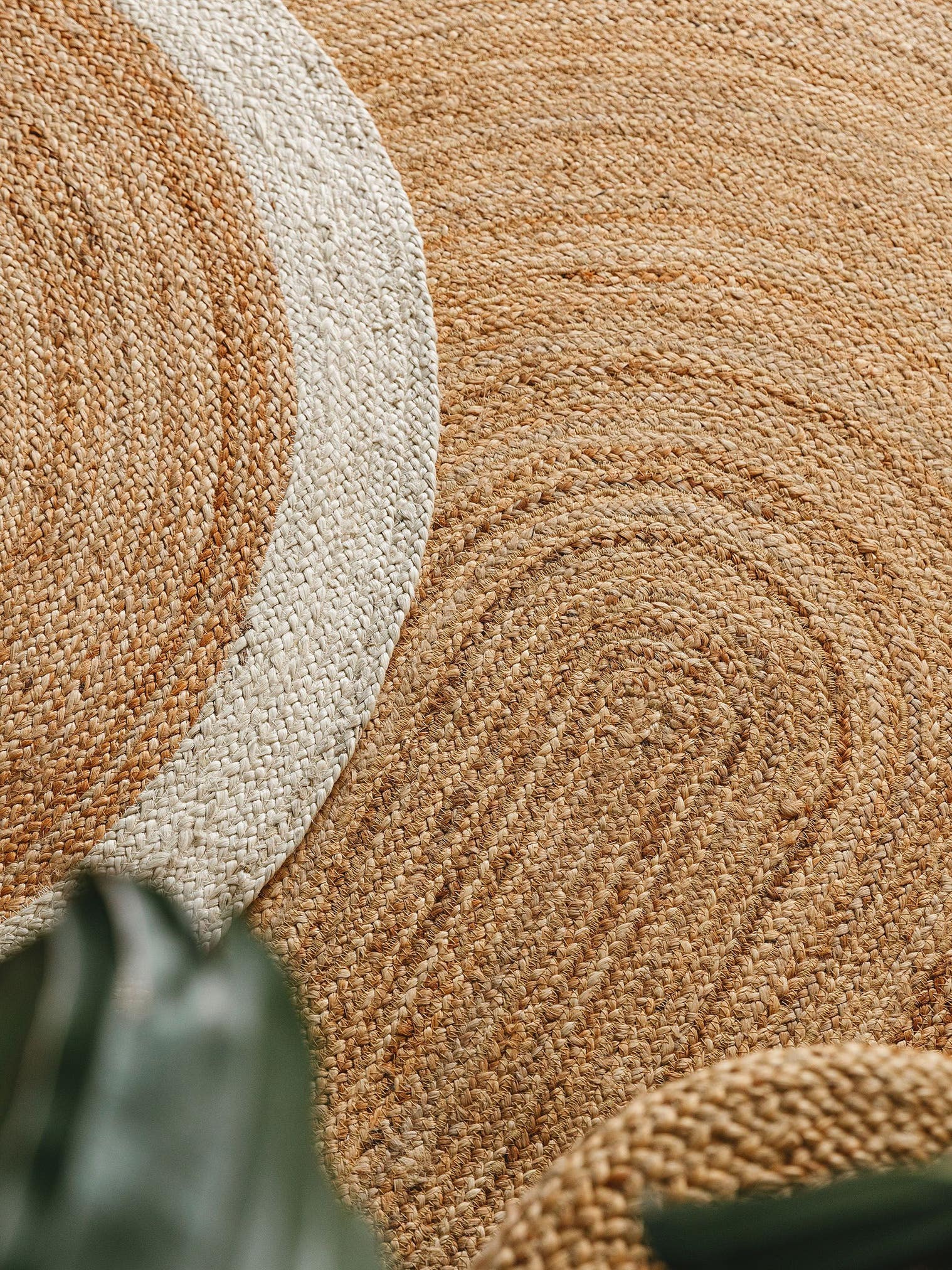 Rug made of 100% Jute in Brown with a 1- 5 mm high pile by benuta Pure
