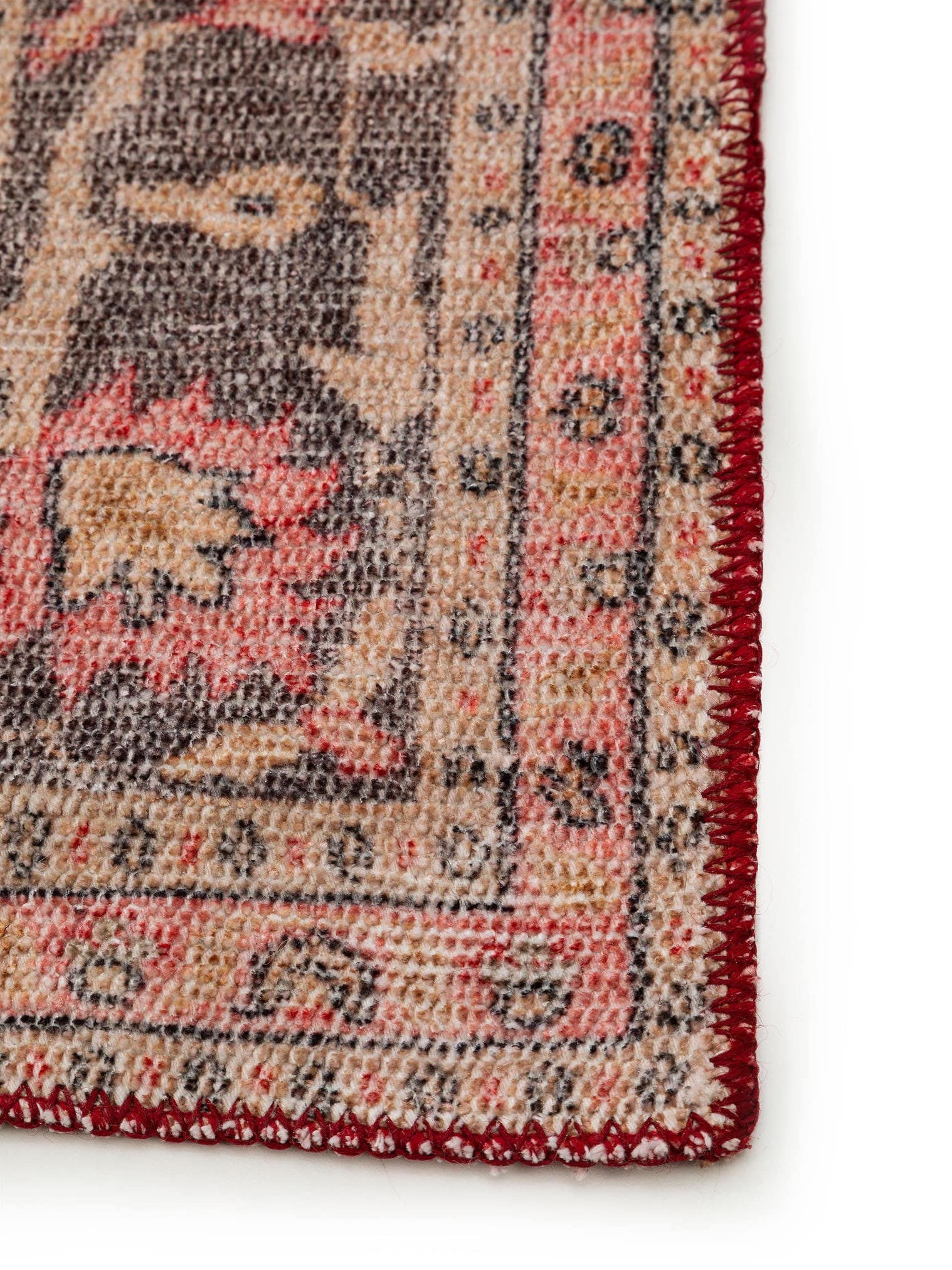 Tapis en 80% Polyester, 20% Coton en Rouge avec une pile de 1- 5 mm de hauteur de benuta