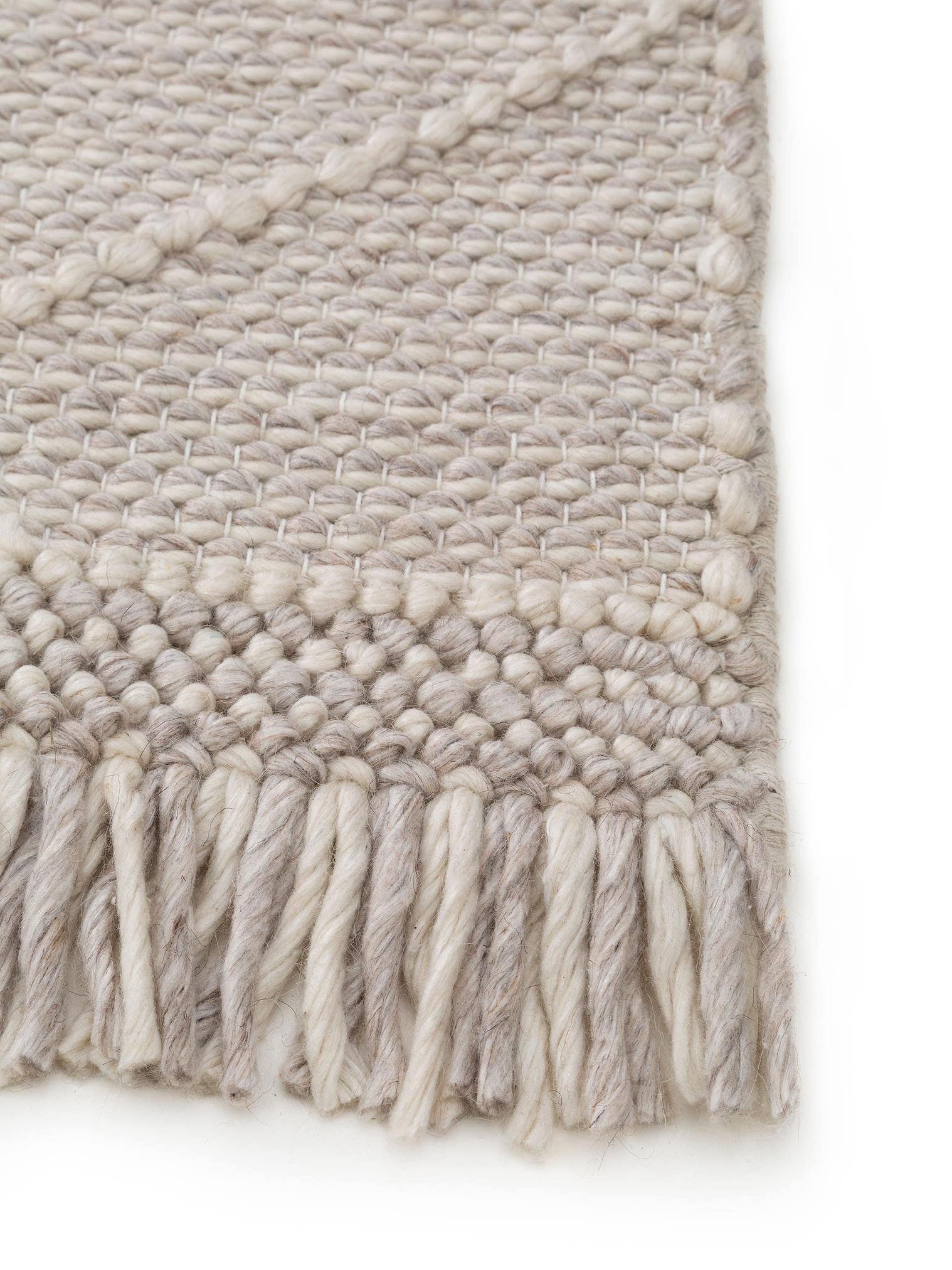 Teppich aus 60% Wolle, 40% Polyester in Beige mit 6 bis 10 mm hohem Flor von benuta Pure