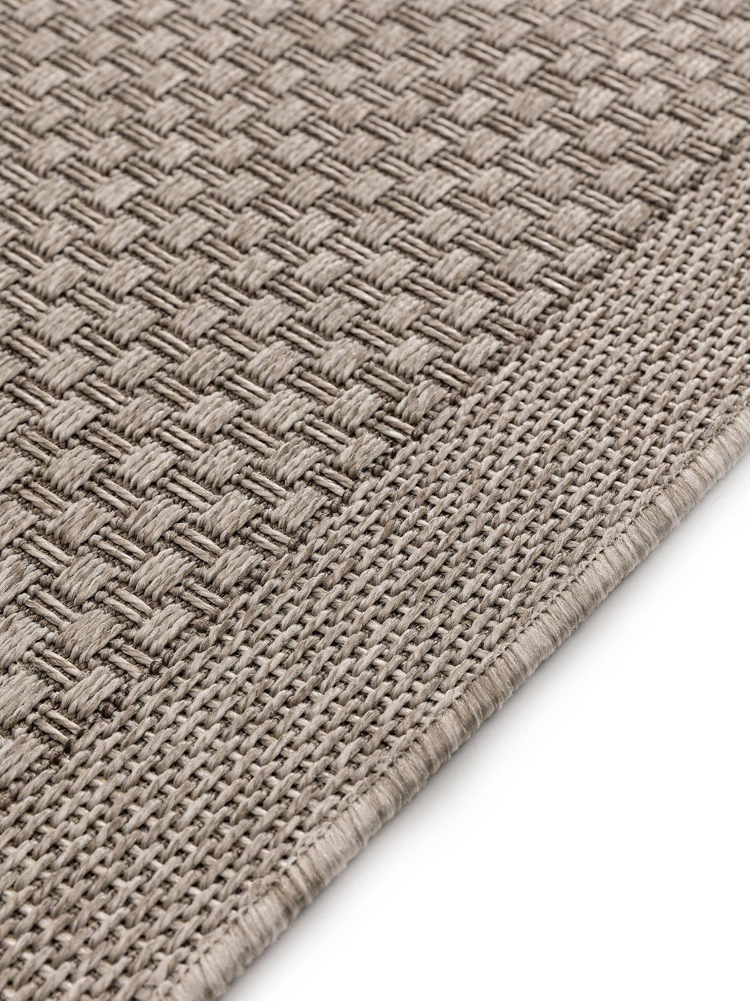 Teppich aus 100% Polypropylen in Grau mit 6 bis 10 mm hohem Flor von benuta Nest
