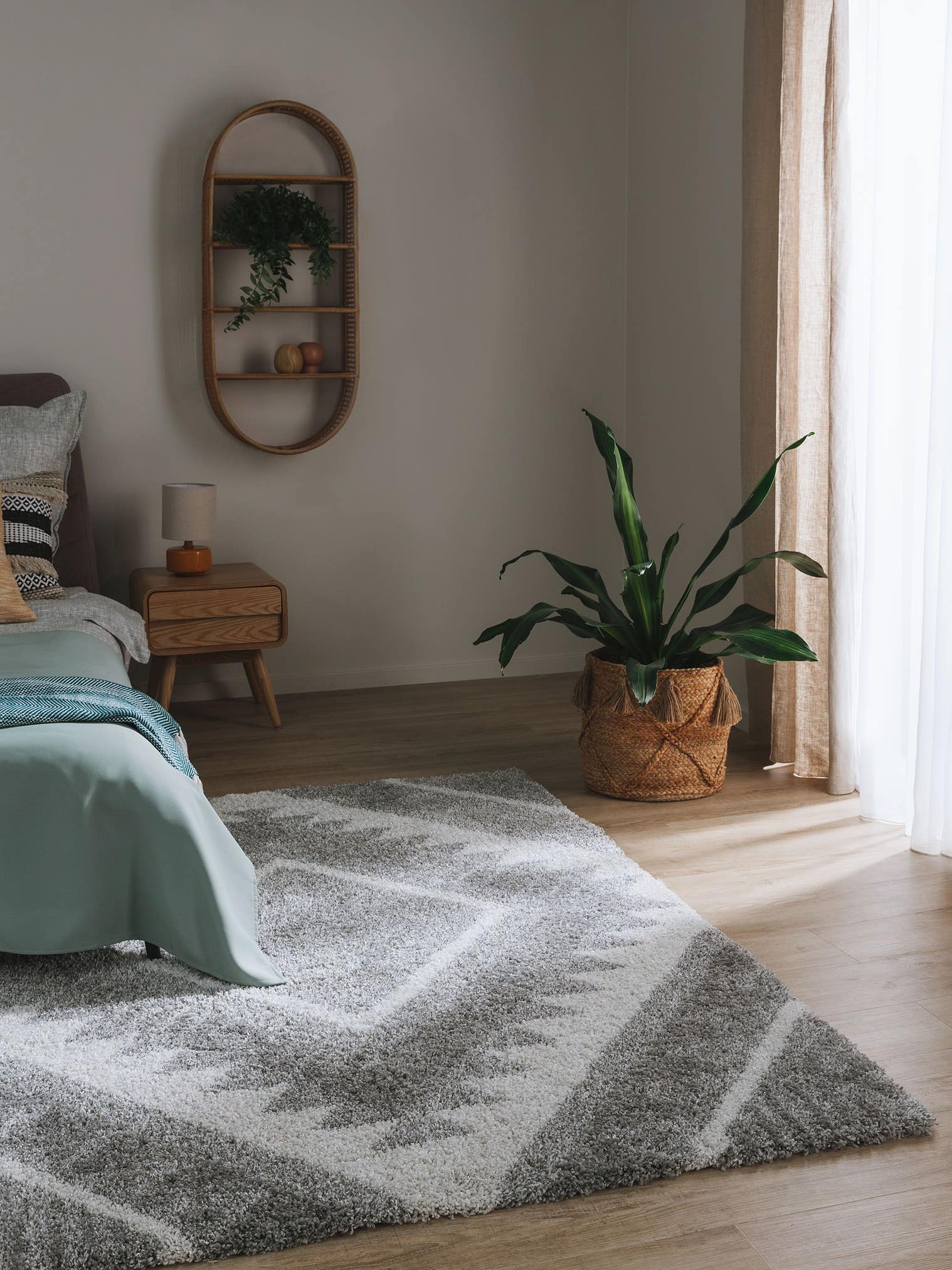 Teppich aus 100% Polypropylen in Beige mit 21 bis 30 mm hohem Flor von benuta Nest
